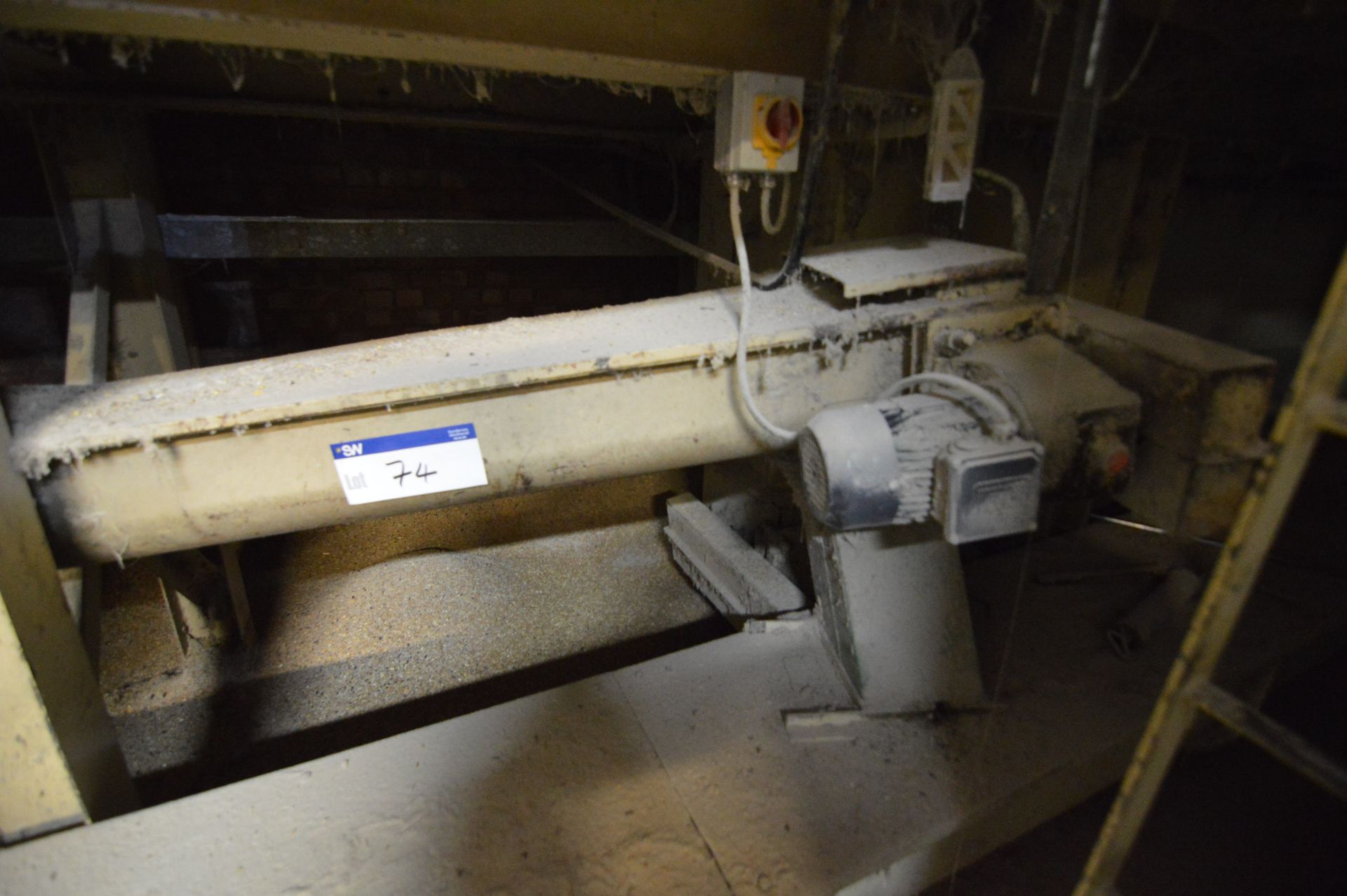 200mm Inclined Screw Conveyor, approx. 4.3m long, with geared electric motor and one discharge - Image 2 of 2