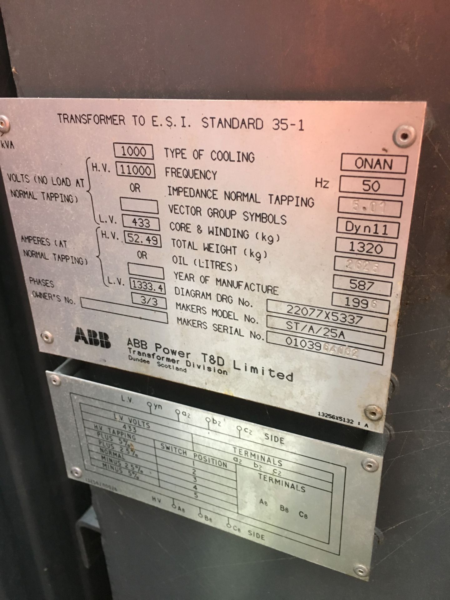 ABB ST/A/25A 1000KVA TRANSFORMER, serial no. 0103964062, year of manufacture 1996, (no cable - Bild 3 aus 3