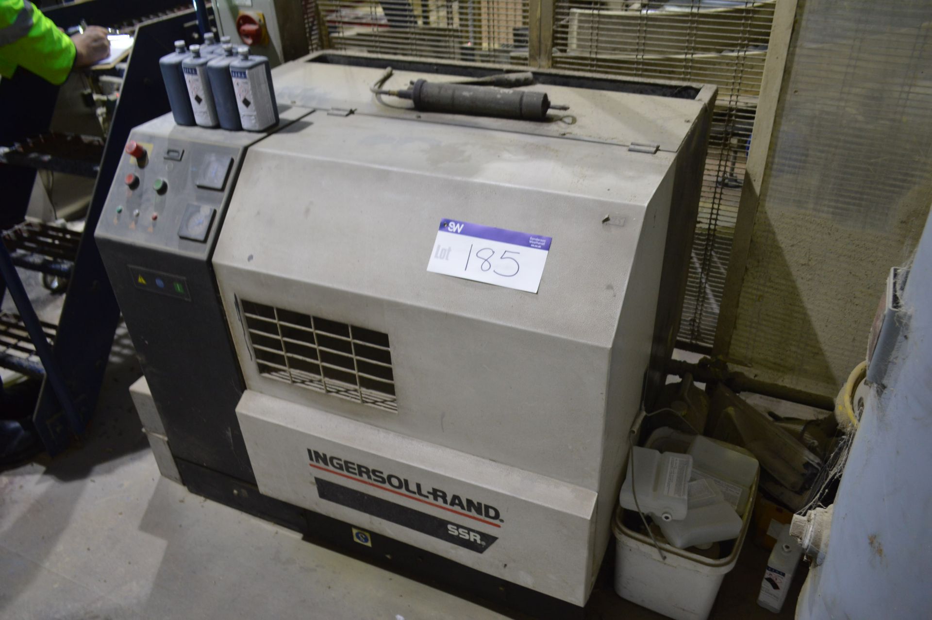 Ingersoll Rand ML18.5 Package Air Compressor, serial no. 2202687, year of manufacture 2001 (not - Image 2 of 3