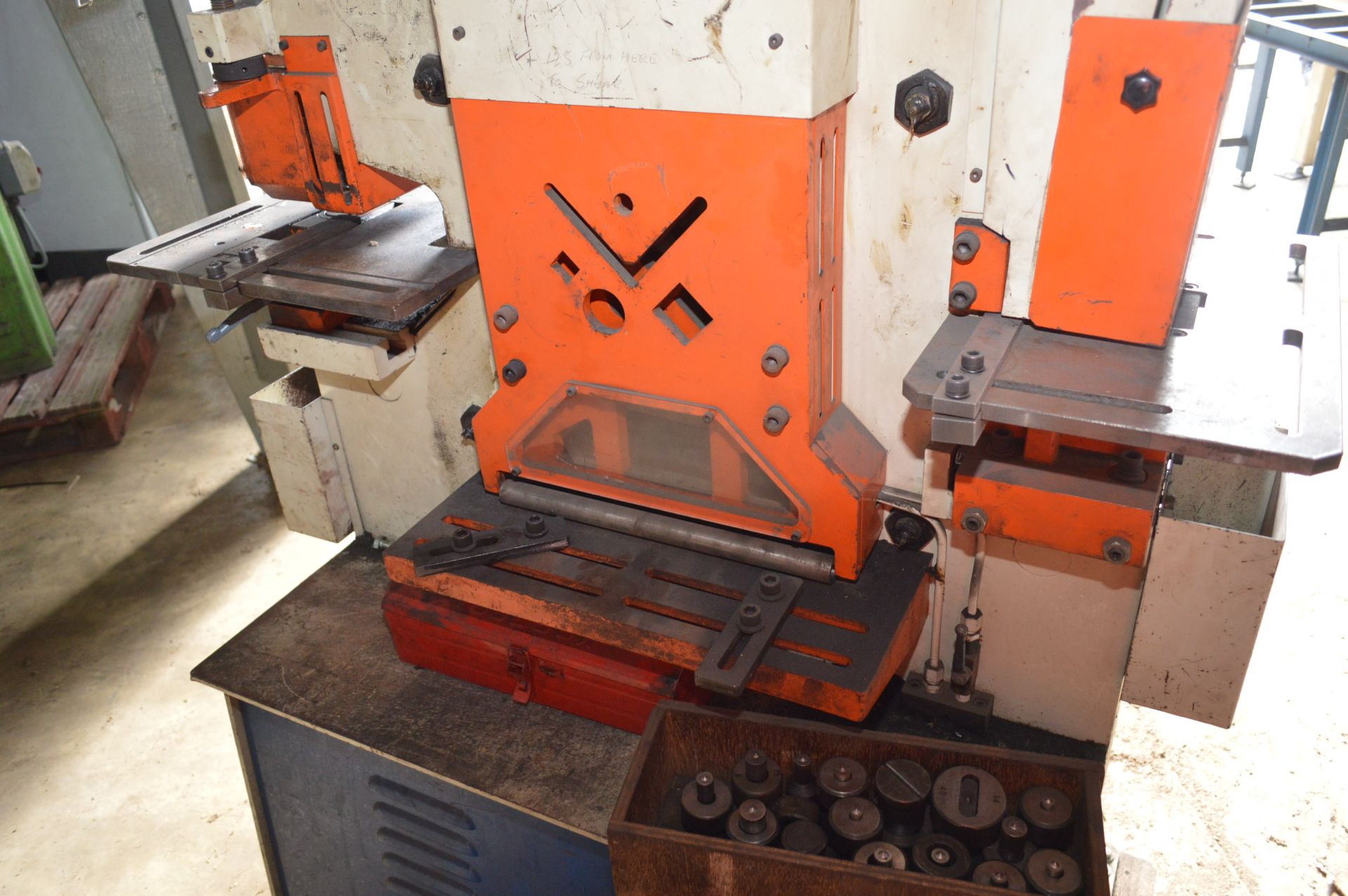 Sunrise IW-60K HYDRAULIC METAL WORKER, serial no. 348198, year of manufacture 2004, with punch - Bild 4 aus 8