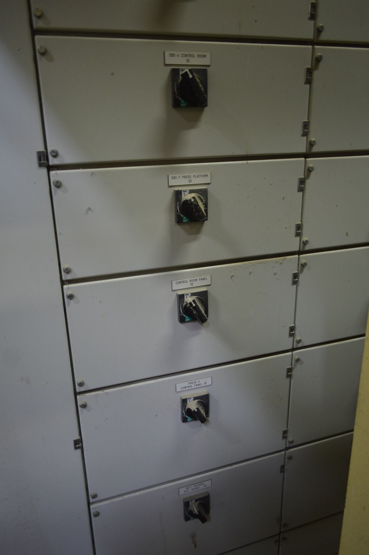 POWER DISTRIBUTION SWITCH PANEL (understood to be 1000kVA, understood to be manufactured by - Image 4 of 11