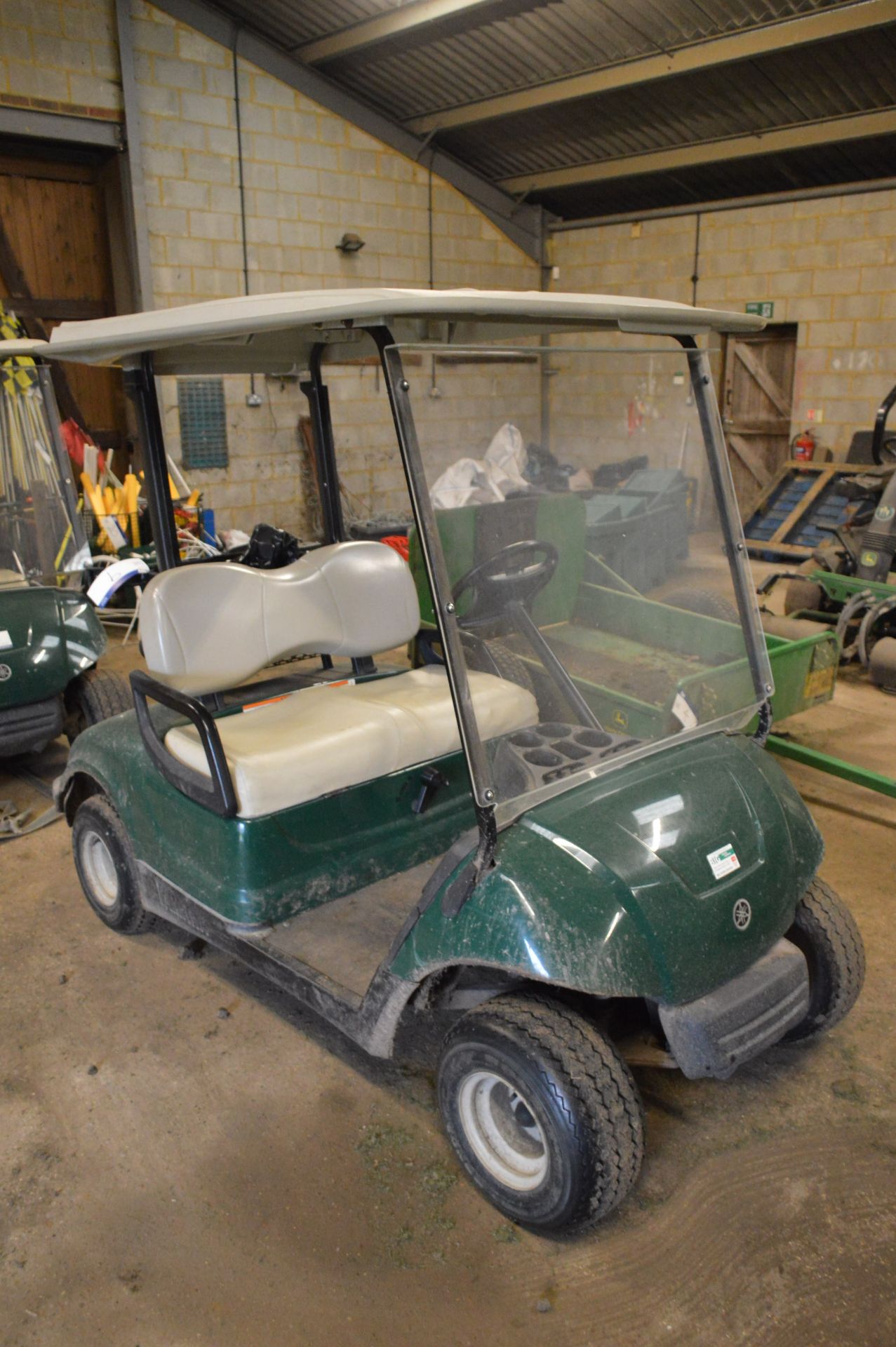 Yamaha YDRA PETROL GOLF BUGGY, 8.5kW, year of manu - Image 2 of 4