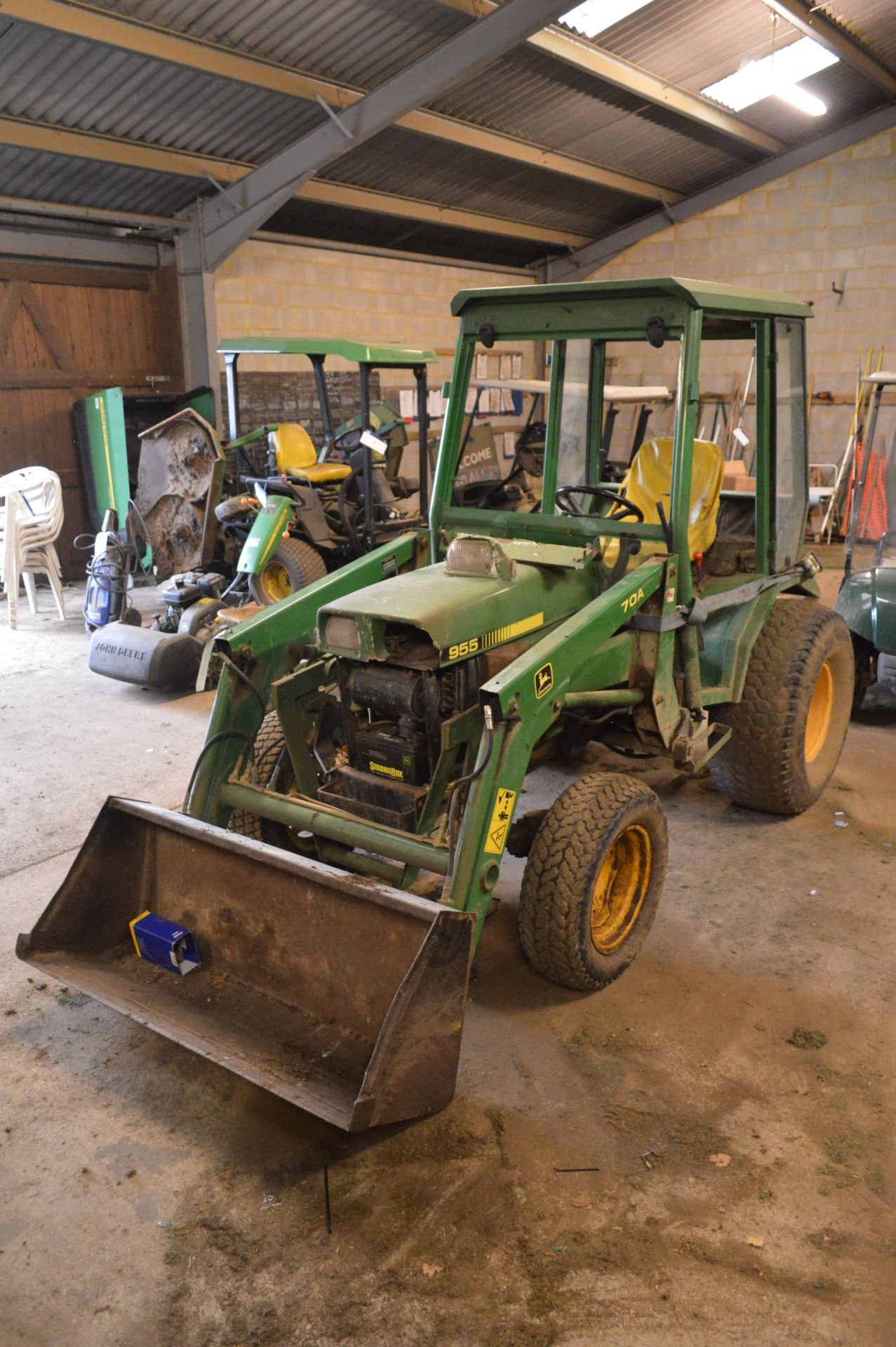 John Deere 955 TRACTOR, with model 70A front loade - Image 2 of 4