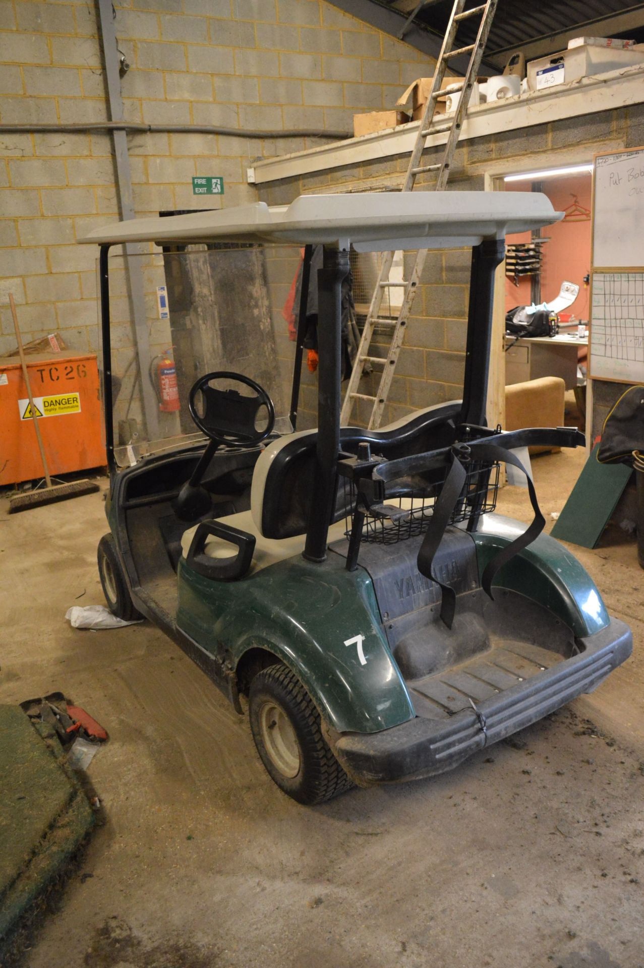 Yamaha YDRA PETROL GOLF BUGGY, 8.5kW, year of manu - Image 5 of 5