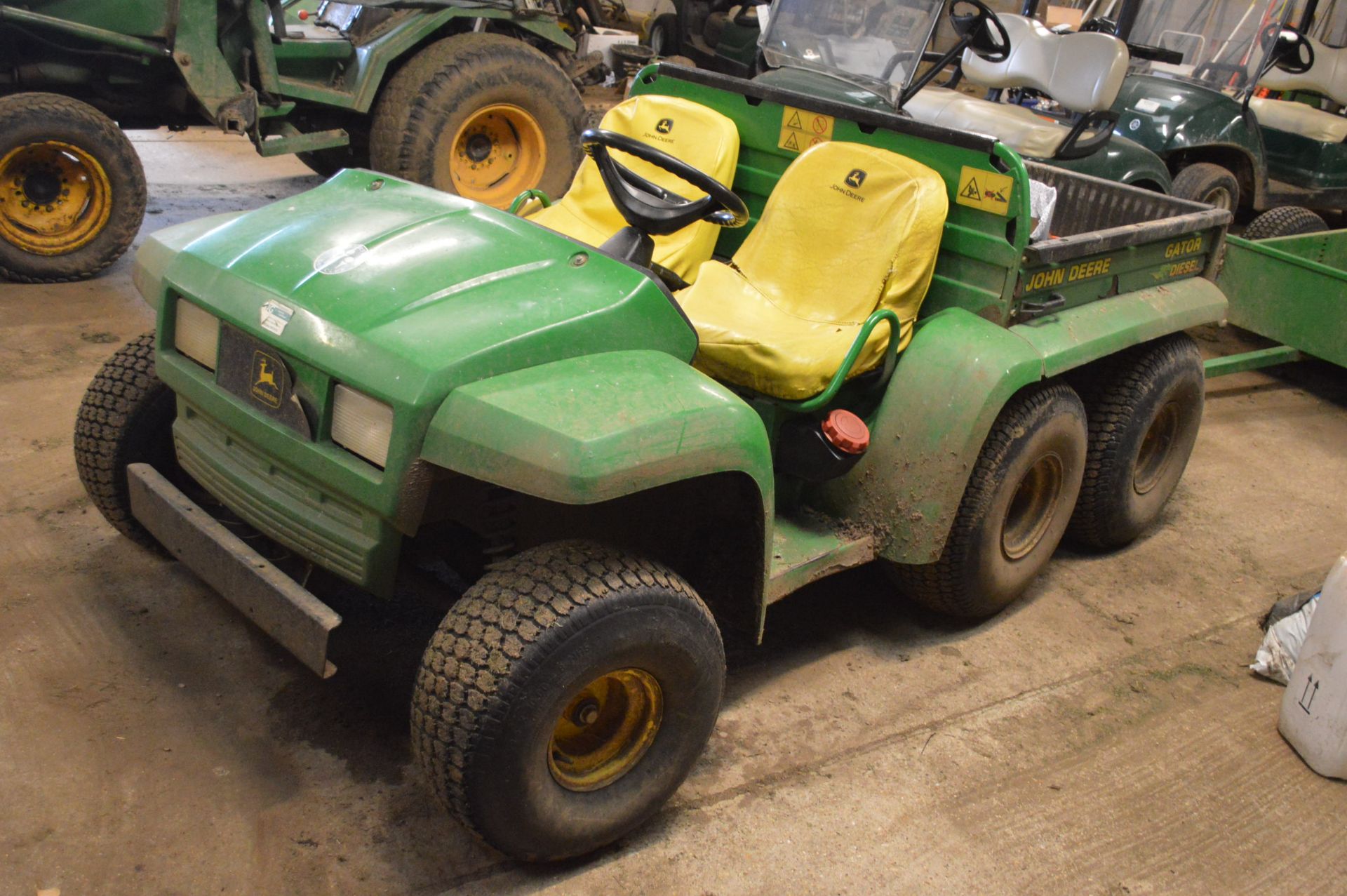 John Deere Gator 3550 6 x 4 DIESEL UTILITY VEHICLE - Image 2 of 5