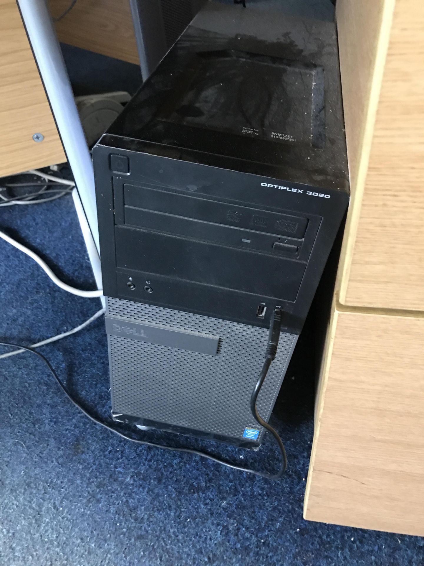 Dell Optiplex 3020 Intel Core i3 Personal Computer (hard disk removed), with two flat screen - Bild 2 aus 3