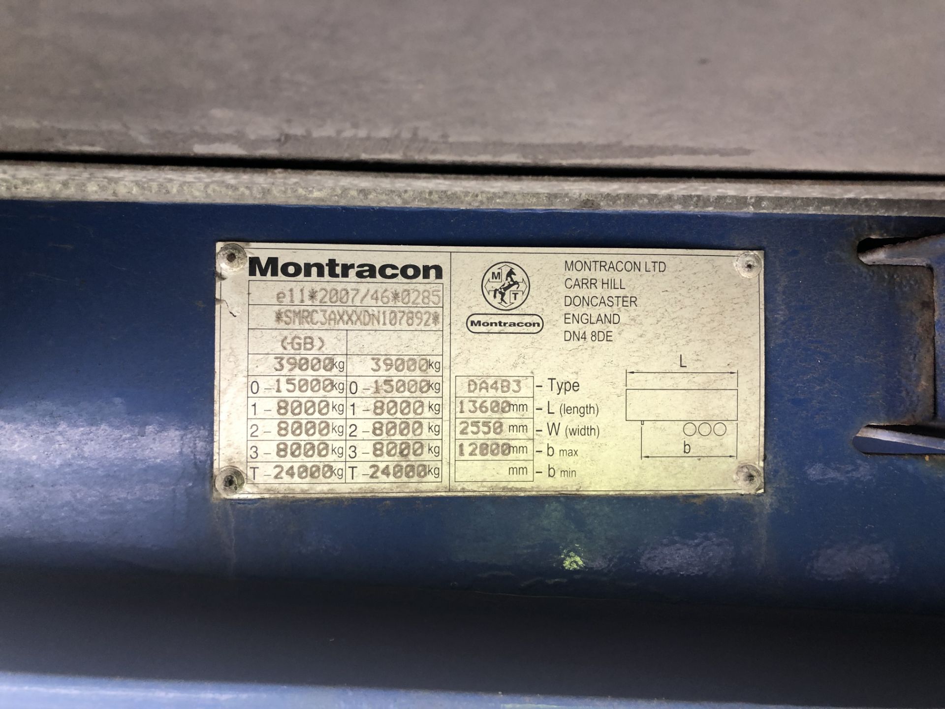 Montracon 13.6m Tri-Axle Curtainside Single Deck Semi-Trailer, chassis no. SMRC3AXXXDN107892, ID no. - Image 9 of 11