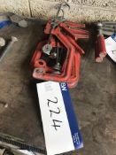 Solo Clamp Quick Clamps (lot located at Bedfords Limited (In Administration), Pheasant Drive,