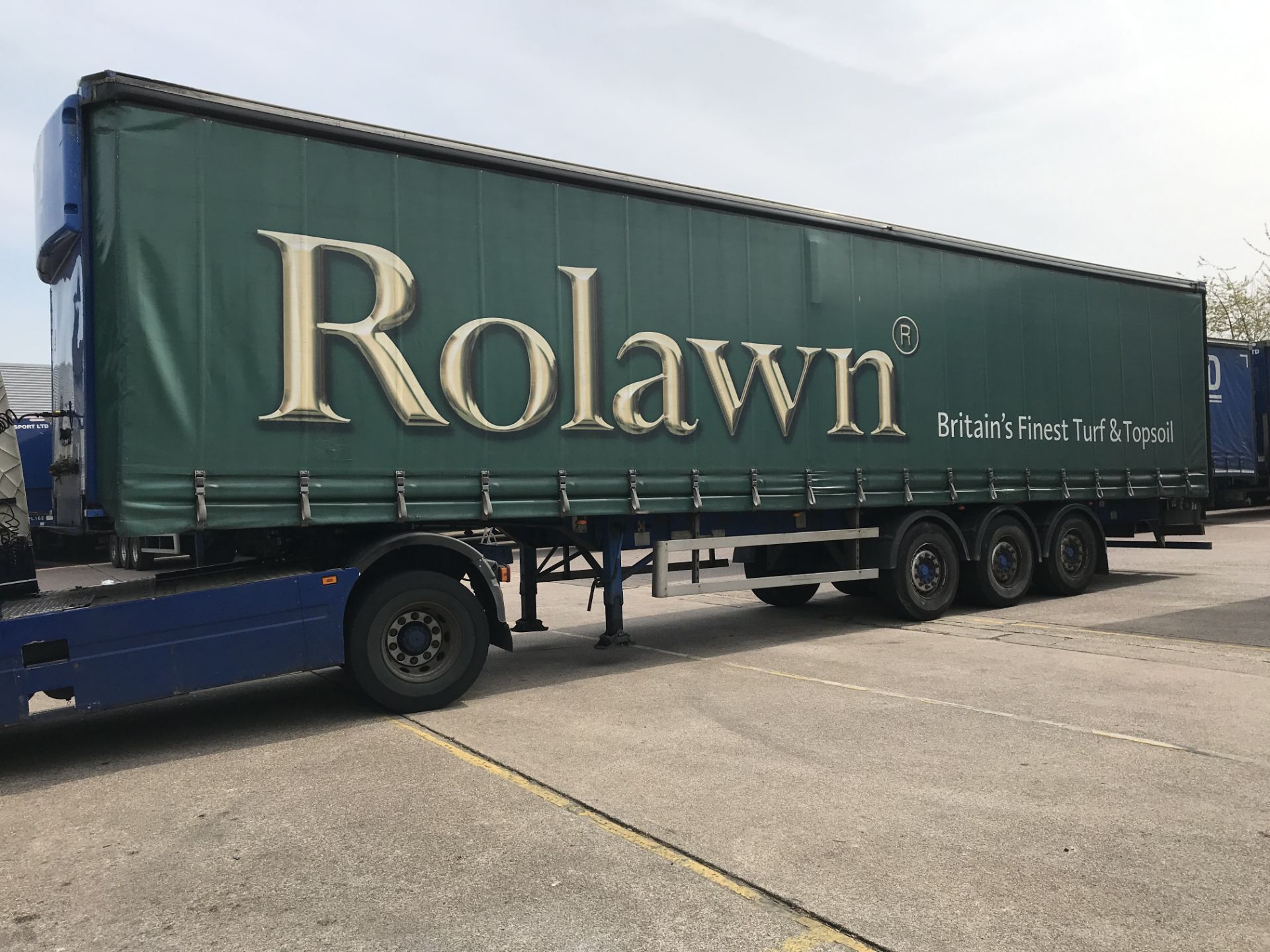 M & G Trailers 13.6m Tri-Axle Curtainside Single Deck Semi-Trailer, chassis no. 35698, ID no.