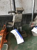 5 ton Toe Jack (lot located at Bedfords Limited (In Administration), Pheasant Drive, Birstall,