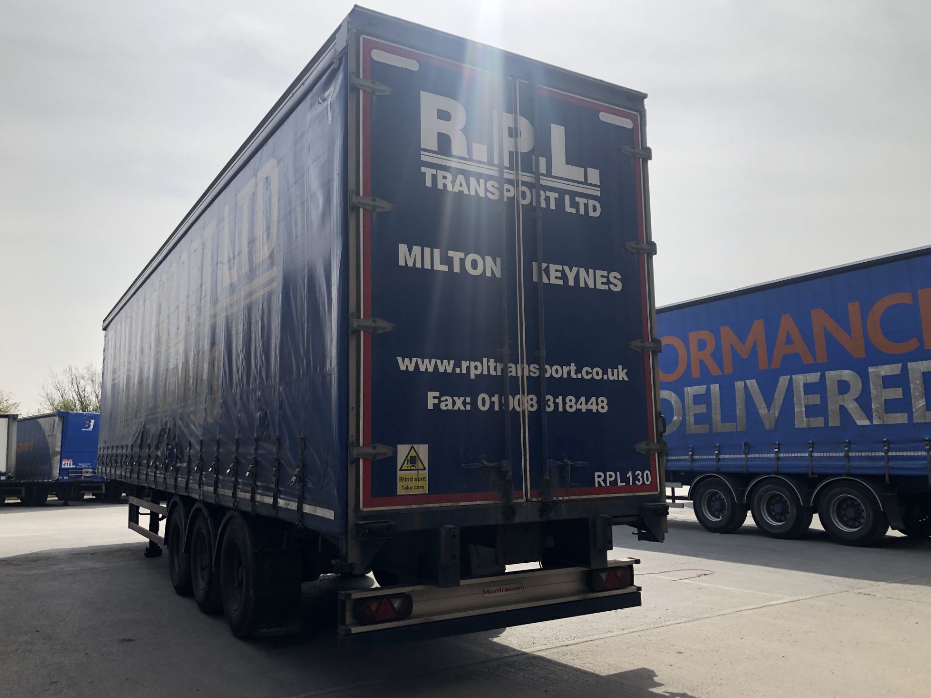 Montracon 13.6m Tri-Axle Curtainside Single Deck Semi-Trailer, chassis no. SMRC3AXXXDN107872, ID no. - Image 10 of 10