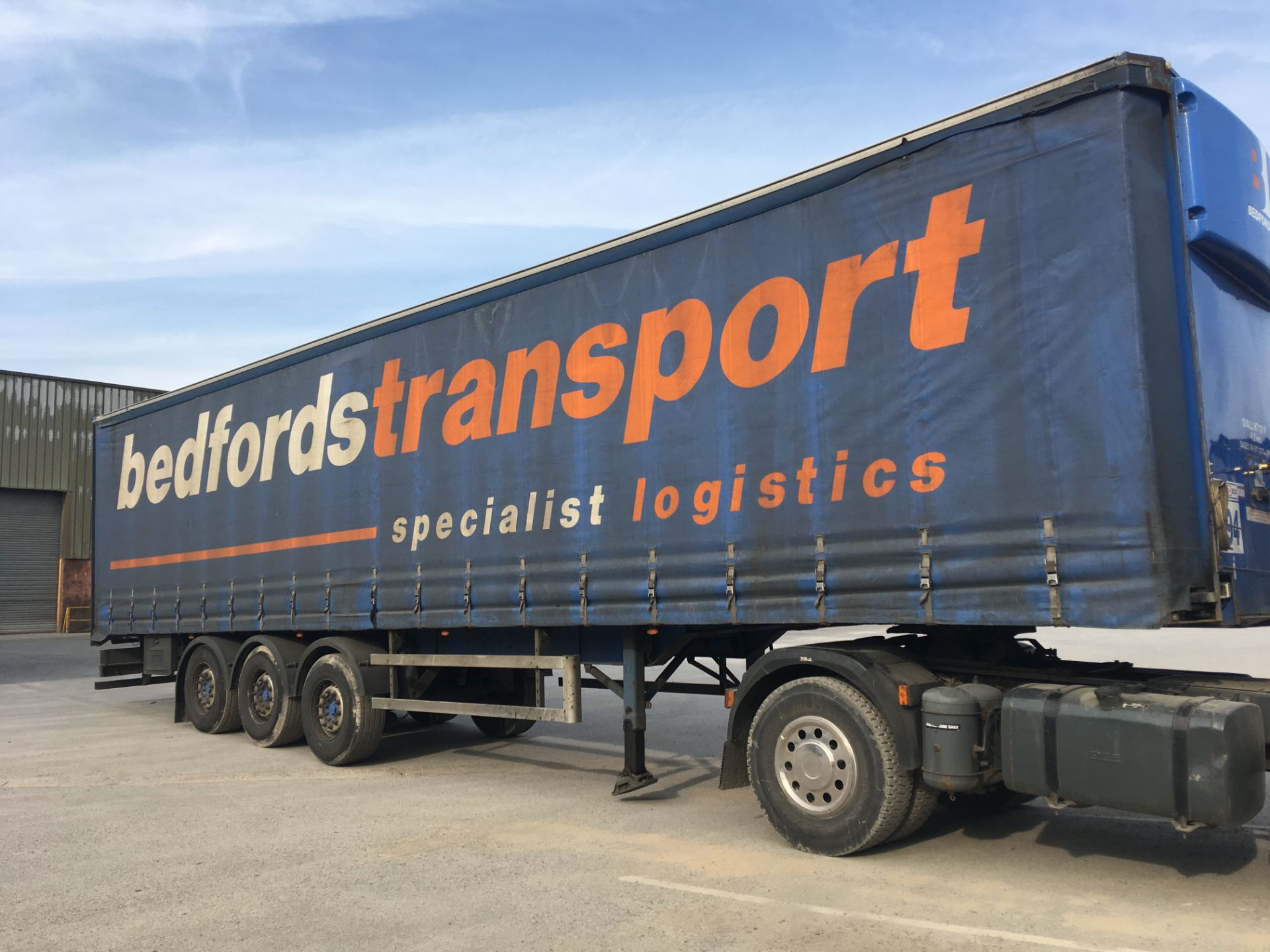 M & G Trailers 13.6m Tri-Axle Curtainside Single Deck Semi-Trailer, chassis no. 35702, ID no.