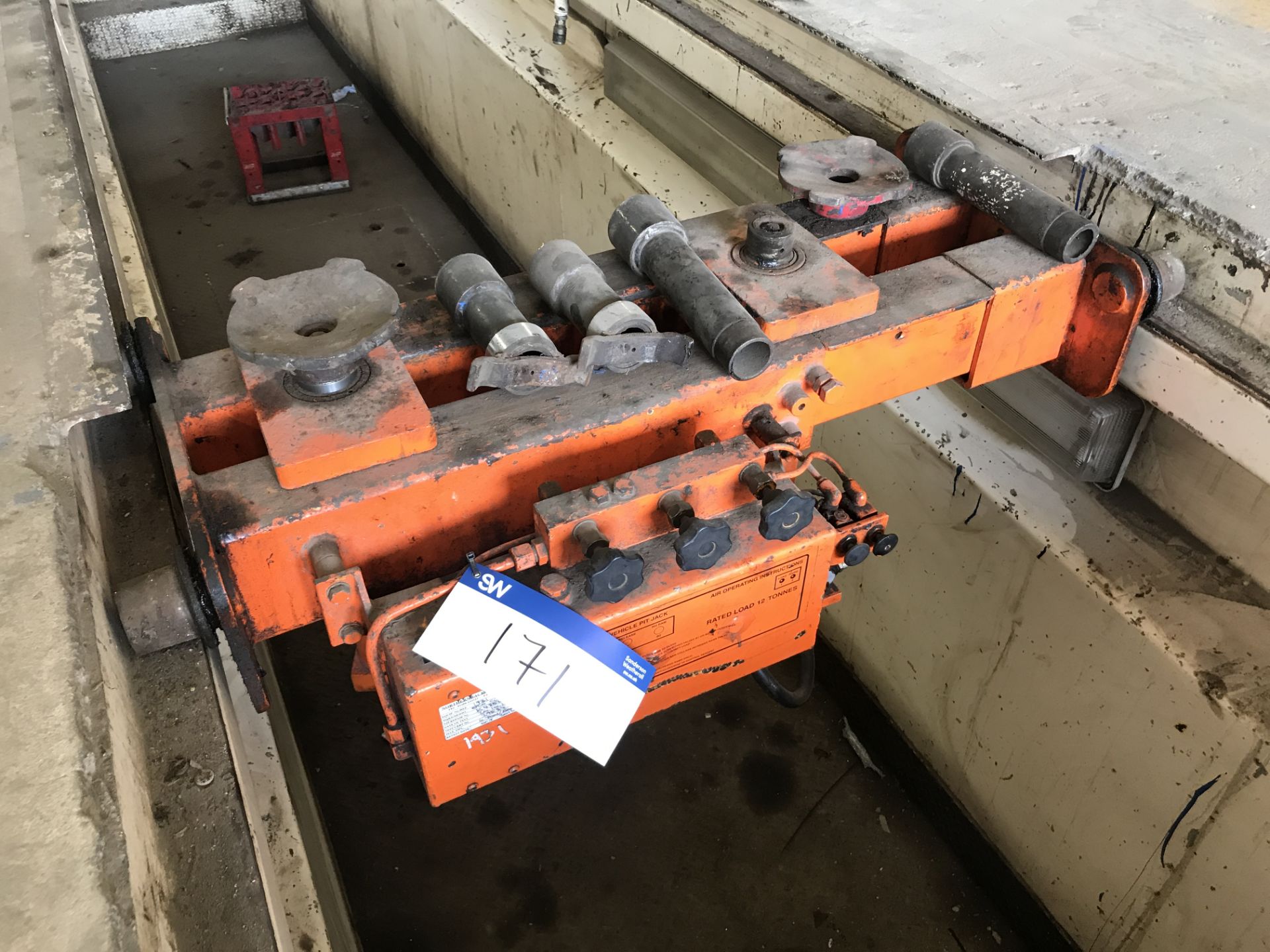Epco CJB200 12 ton Hydraulic Pit Jack (lot located at Bedfords Limited (In Administration), Pheasant
