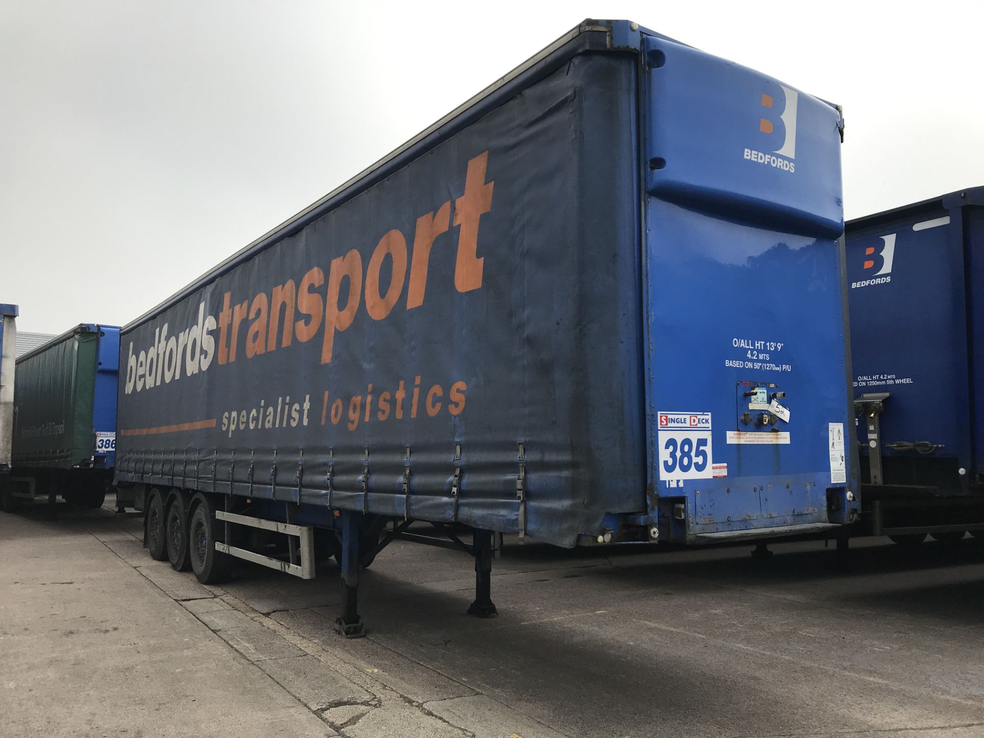 M & G Trailers 13.6m Tri-Axle Curtainside Single Deck Semi-Trailer, chassis no. 35693, ID no.