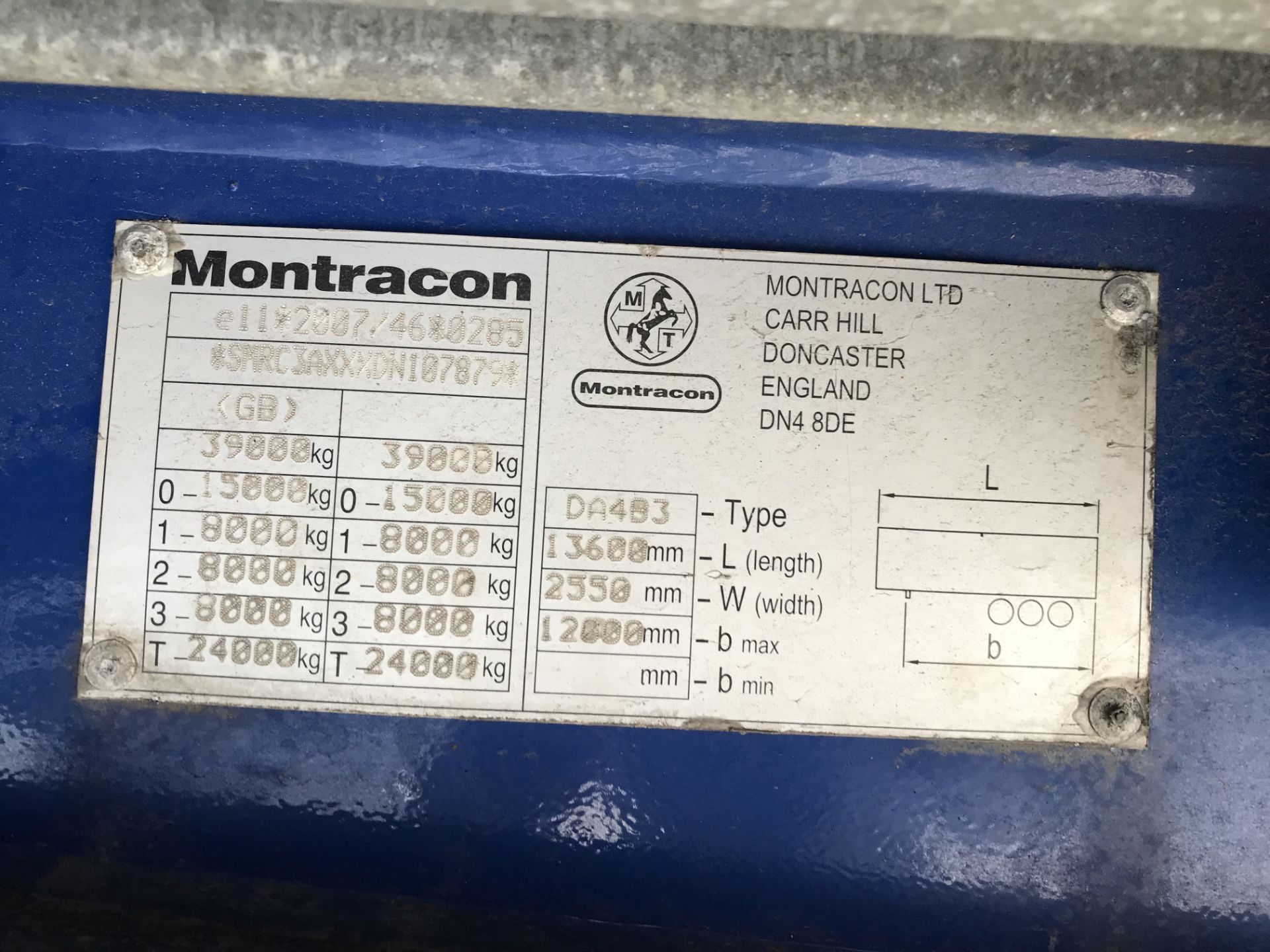 Montracon 13.6m Tri-Axle Curtainside Single Deck Semi-Trailer, chassis no. SMRC3AXXXDN107879, ID no. - Image 6 of 6