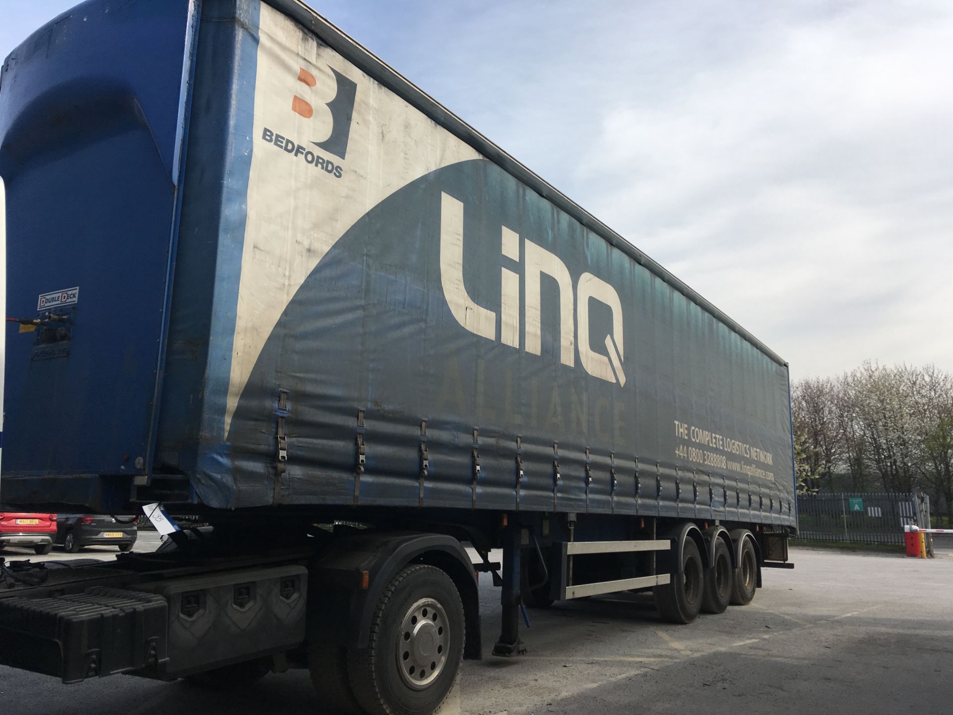 Fruehauf 13.6m Tri-Axle Curtainside Double Deck Semi-Trailer, chassis no. 3W652109, ID no.