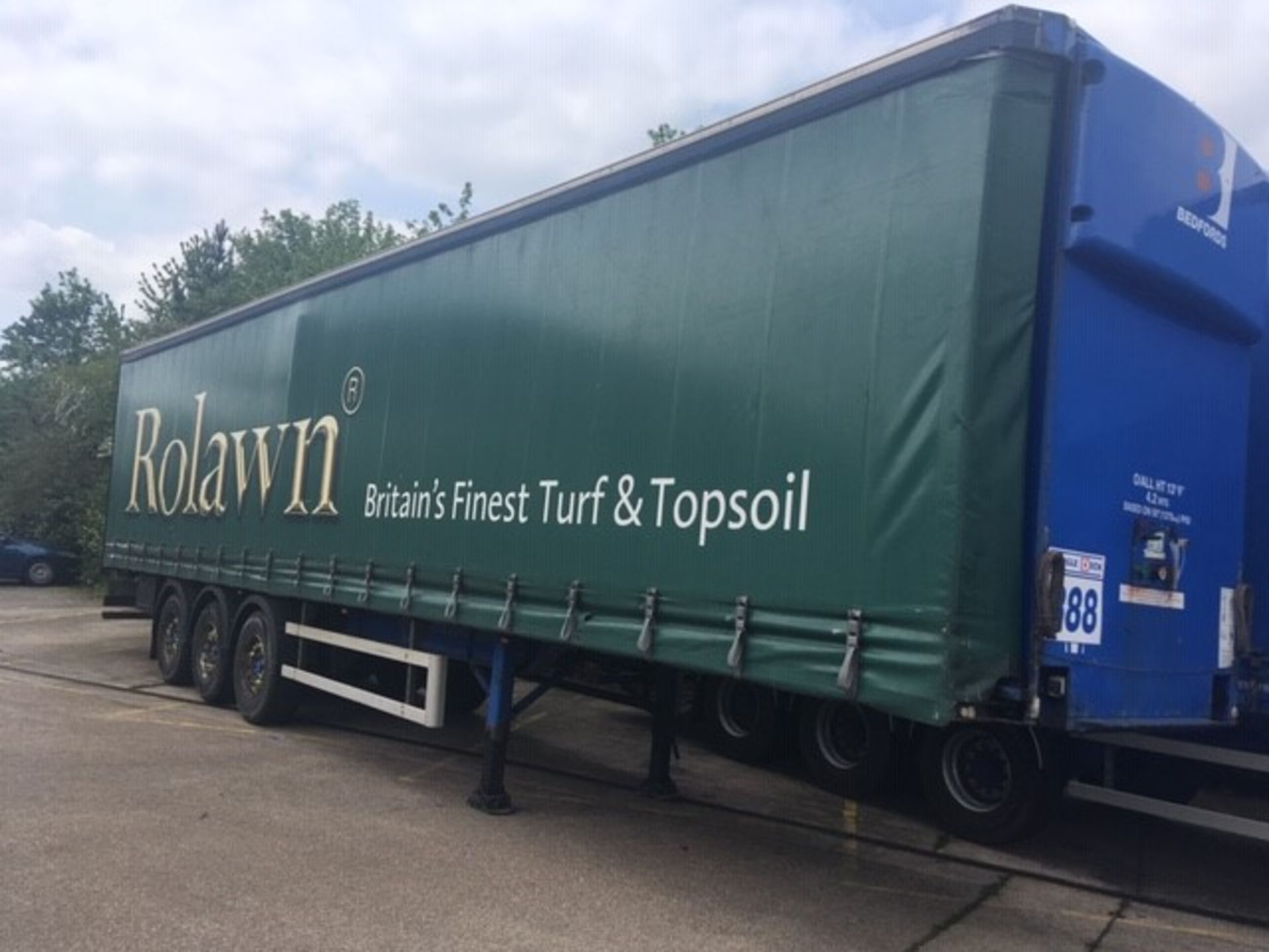 M & G Trailers 13.6m Tri-Axle Curtainside Single Deck Semi-Trailer, chassis no. 35696 , ID no.