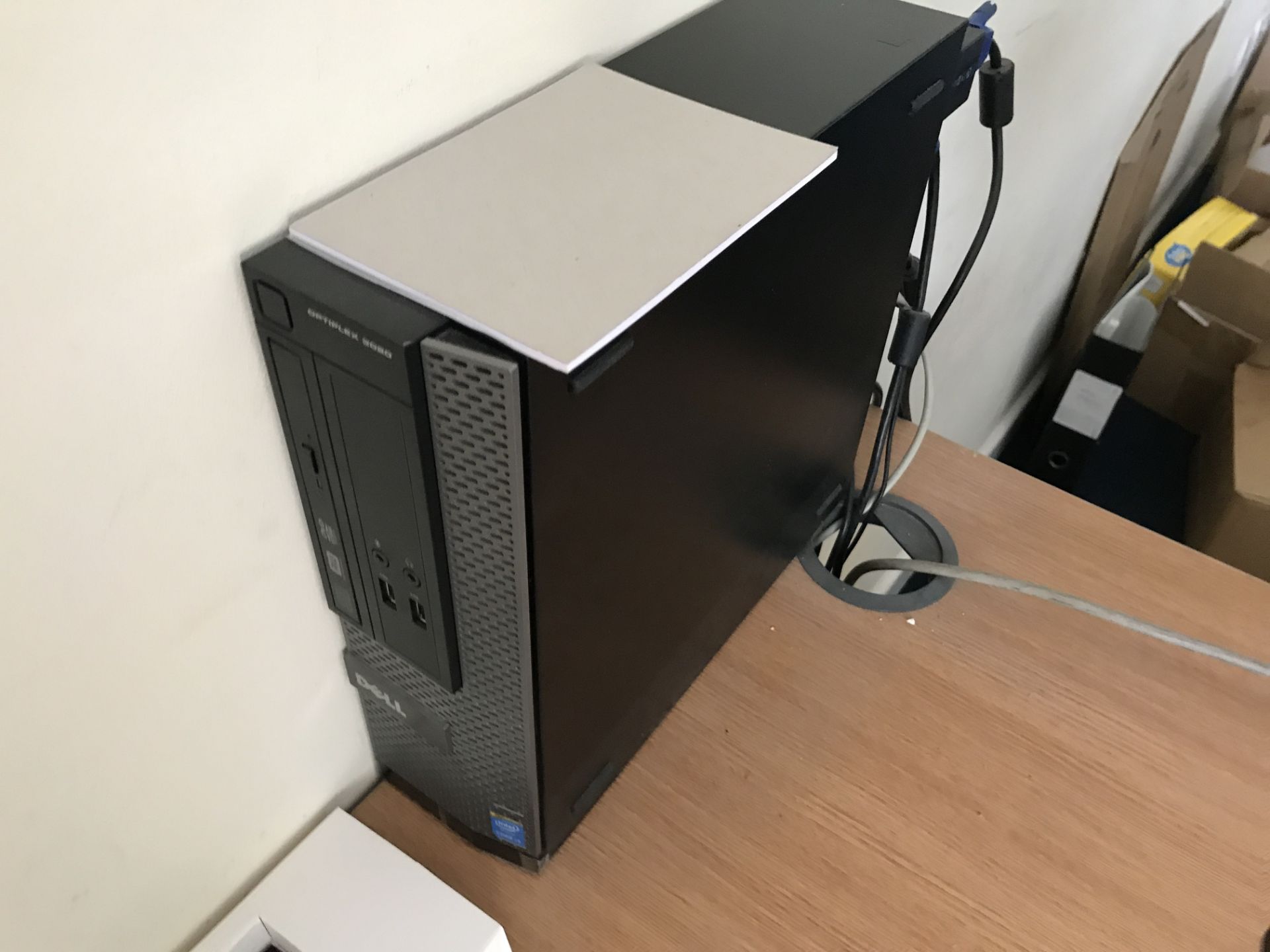 Dell Optiplex 3020 Intel Core i3 Personal Computer (hard disk removed), with two flat screen - Image 2 of 3