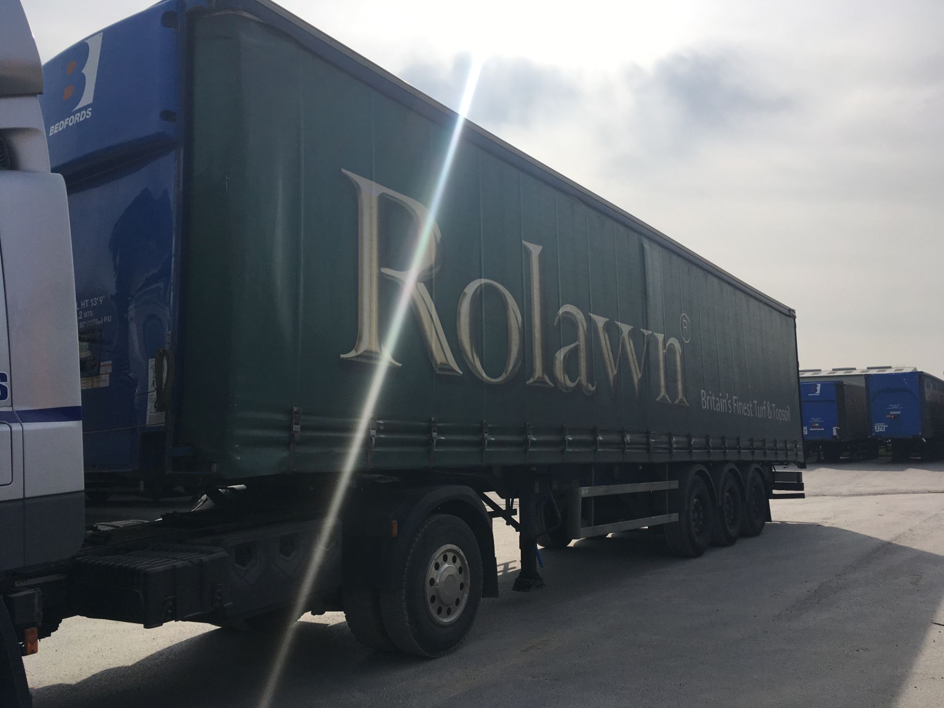 M & G Trailers 13.6m Tri-Axle Curtainside Single Deck Semi-Trailer, chassis no. 35703, ID no. - Image 10 of 11