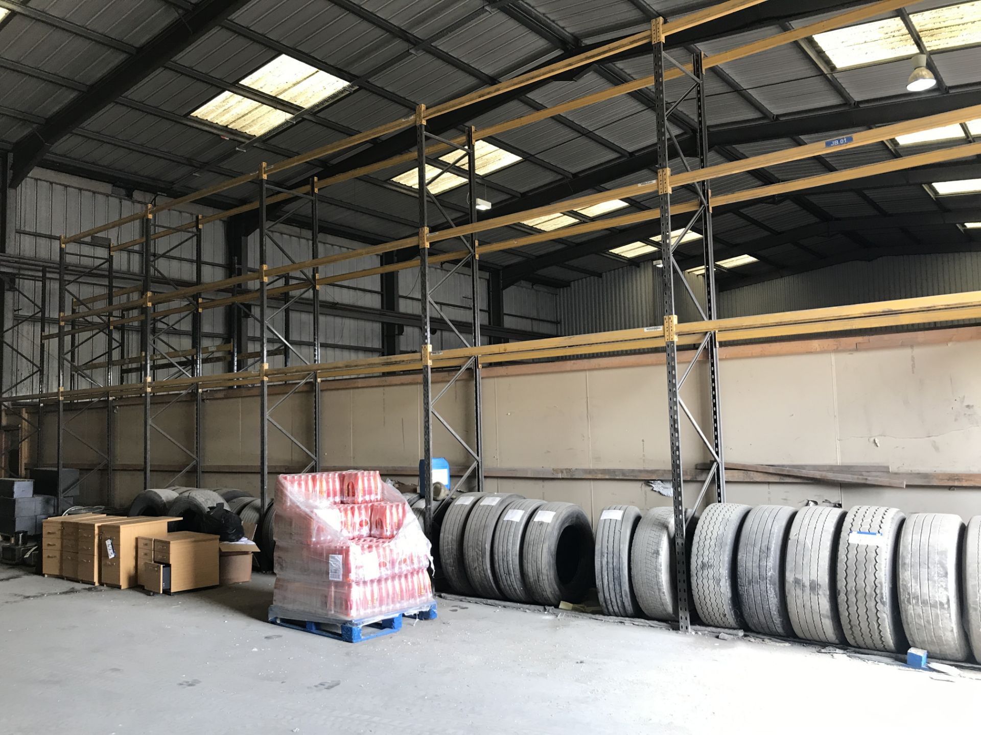 Link 51 Seven Bay Mainly Three-Tier Boltless Pallet Racking, each bay approx. 2.7m long (lot located