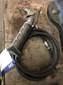 PCL A4 MK4 Tyre Inflator (lot located at Bedfords Limited (In Administration), Pheasant Drive,