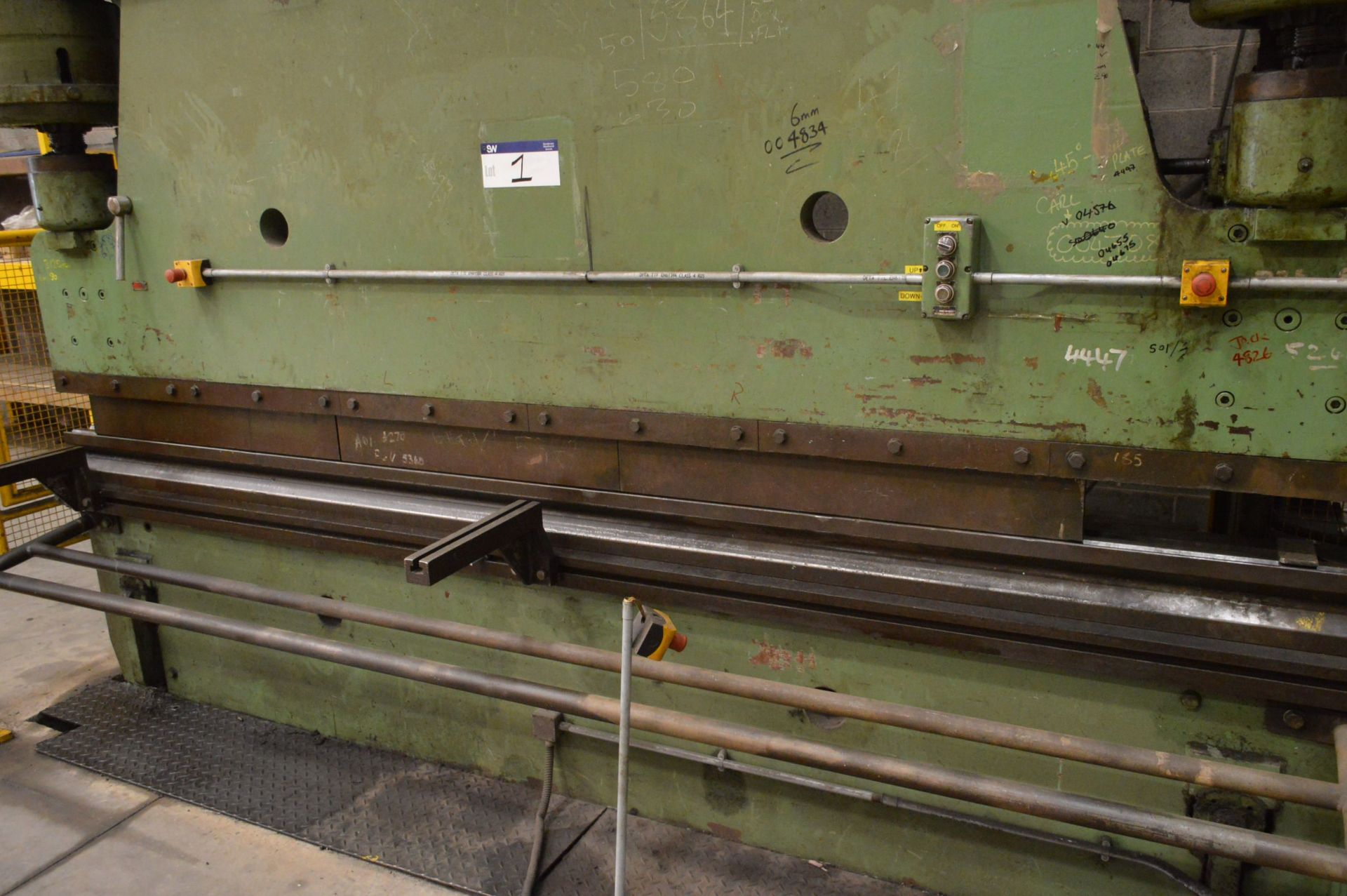 Bronx 200.220.10.H 160 tonne HYDRAULIC PRESS BRAKE, serial no. 30675, 12ft wide, with Sick infra-red - Image 3 of 8