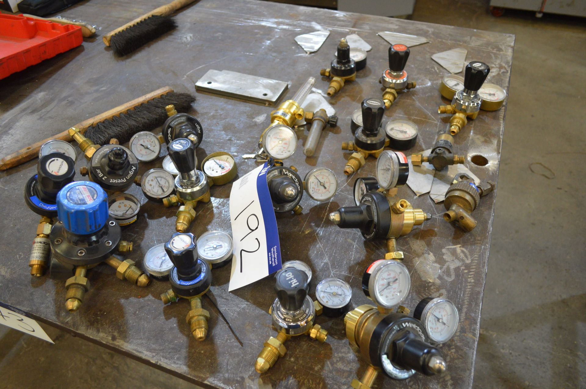 Assorted Gauges, as set out