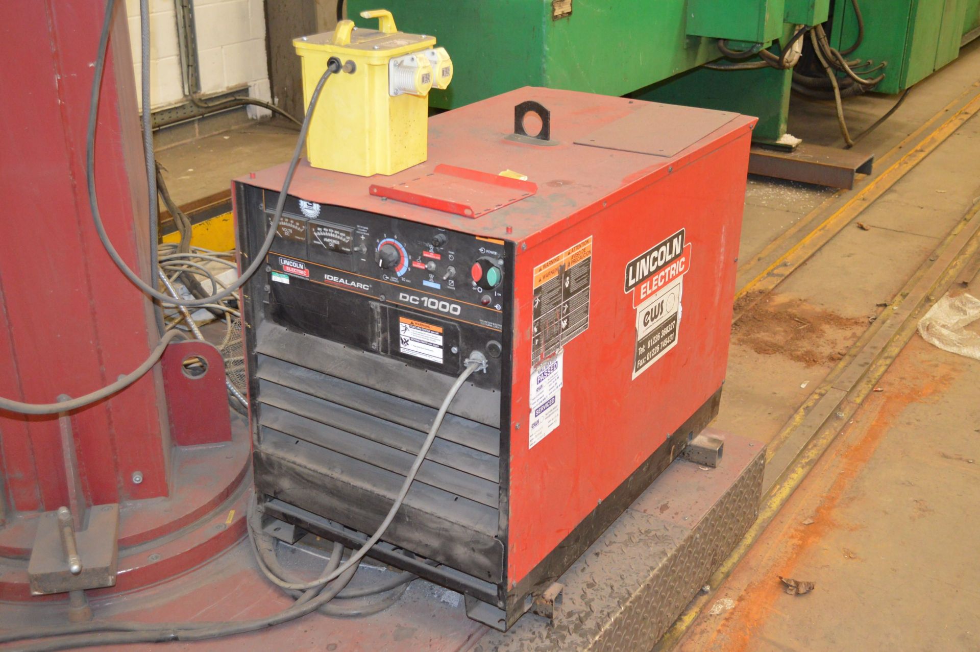 Lincoln Electric RDA-MM3030 COLUMN & BOOM WELDER, serial no. JM-0302, with Lincoln Electric DC1000 - Image 3 of 5