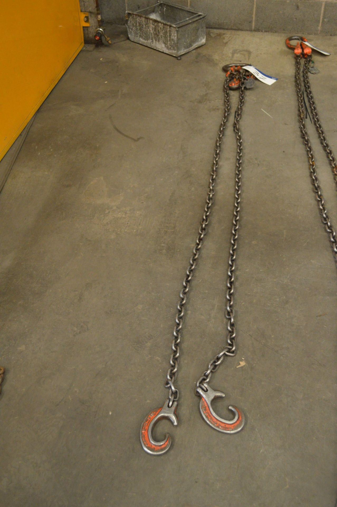 Pewag Two Leg Chain Sling, approx. 2.5m long, with tensioners