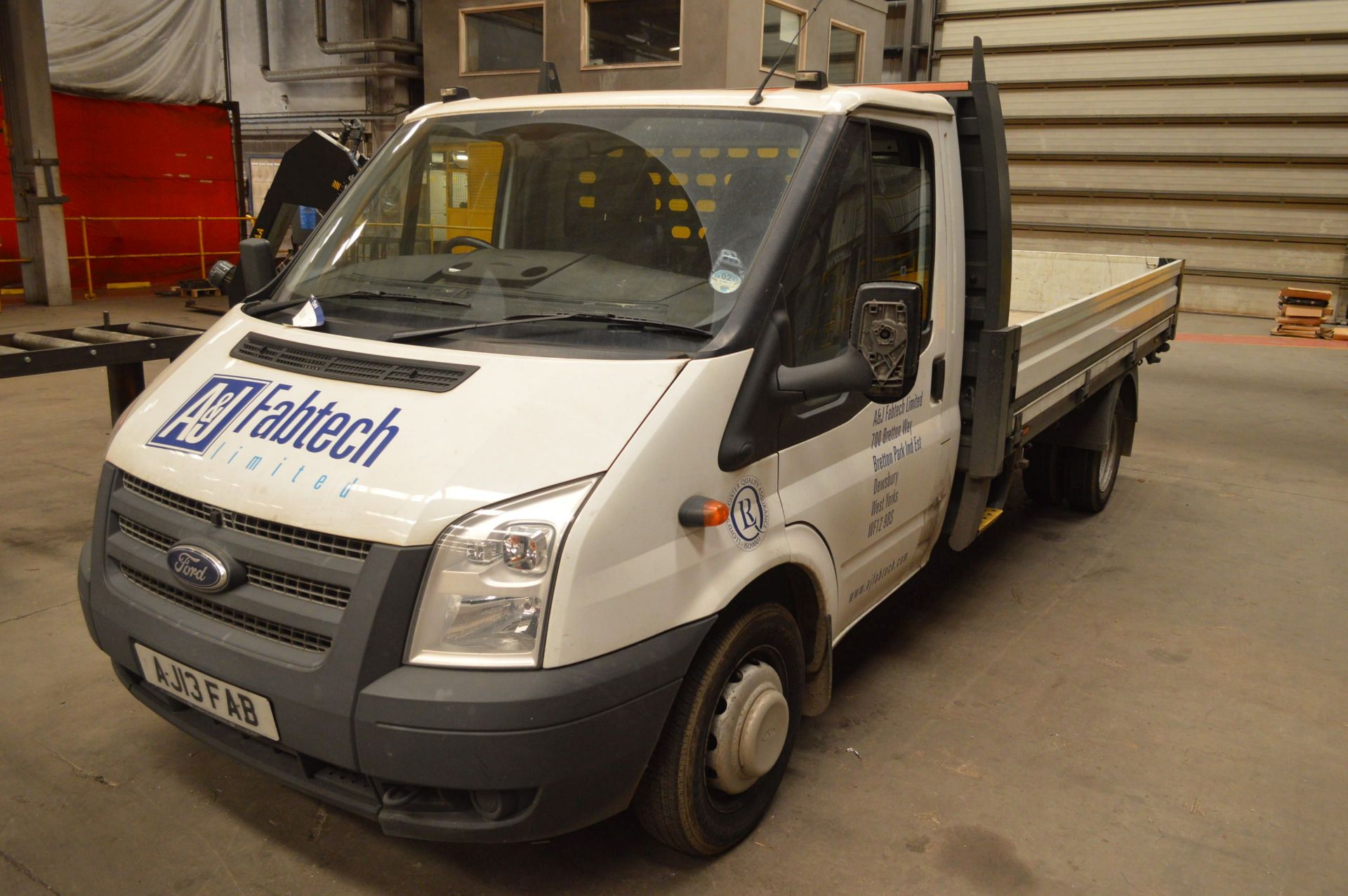 Ford TRANSIT 350 LWB DIESEL RWD TDCi 125ps DROPSIDE PICKUP, registration no. AJ13 FAB, date first - Bild 2 aus 8