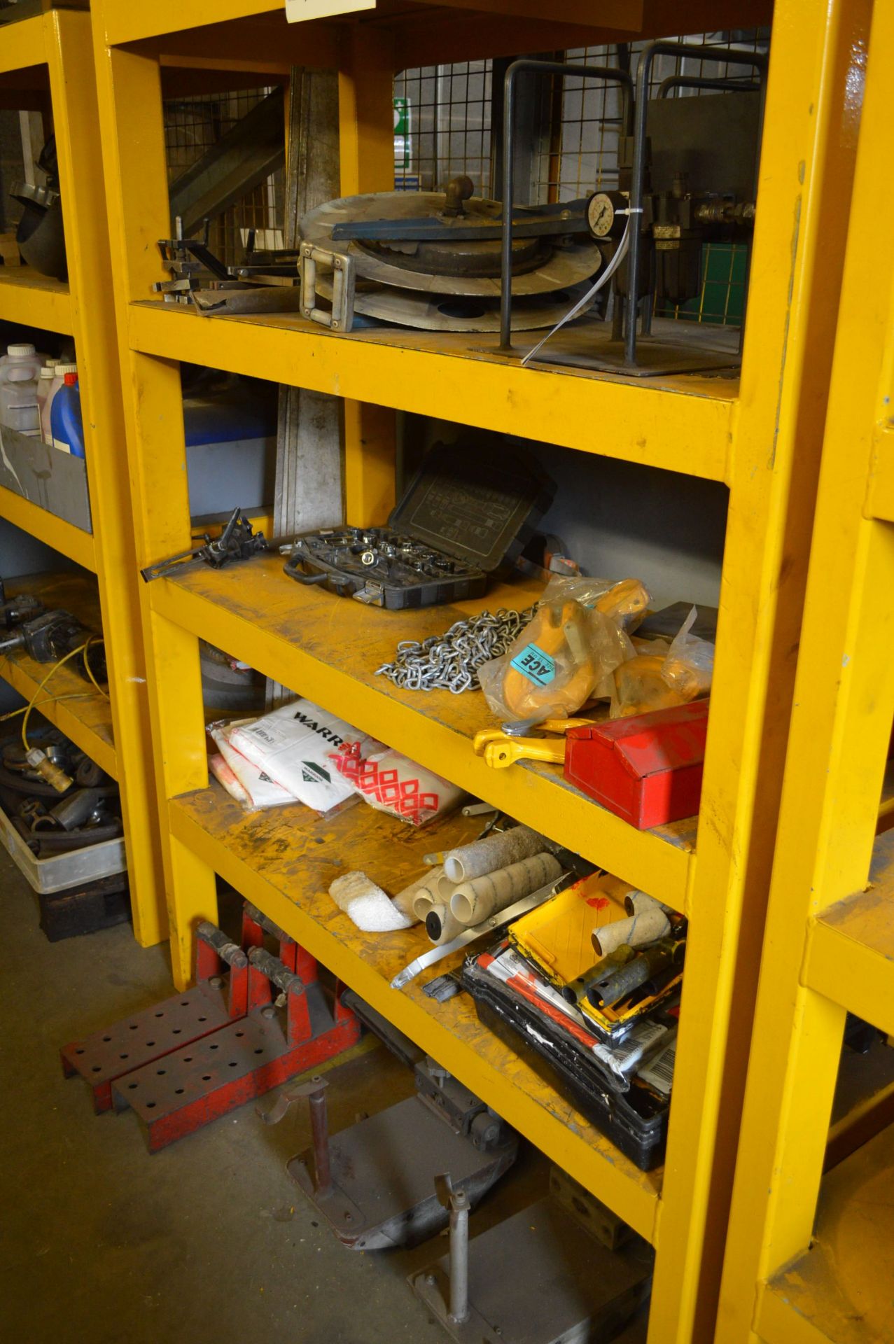 Remaining Loose Contents of Four Steel Racks, including items on floor under rack - Bild 3 aus 4