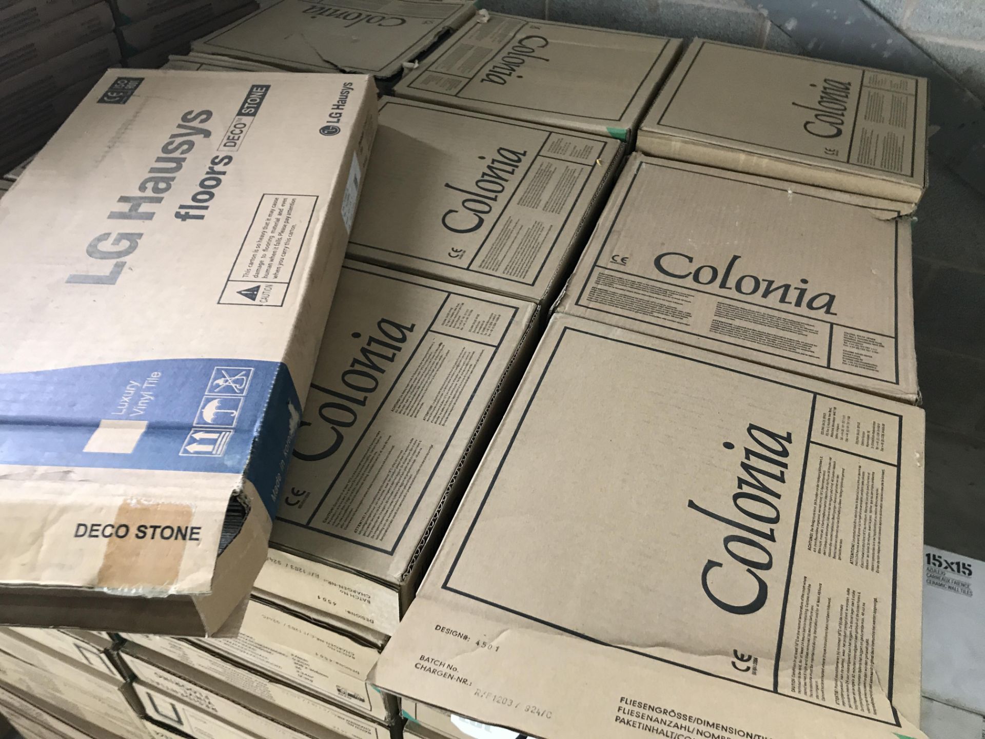 Quantity of Colonia Vinyl Tiles, as set out on pallet - Image 2 of 2