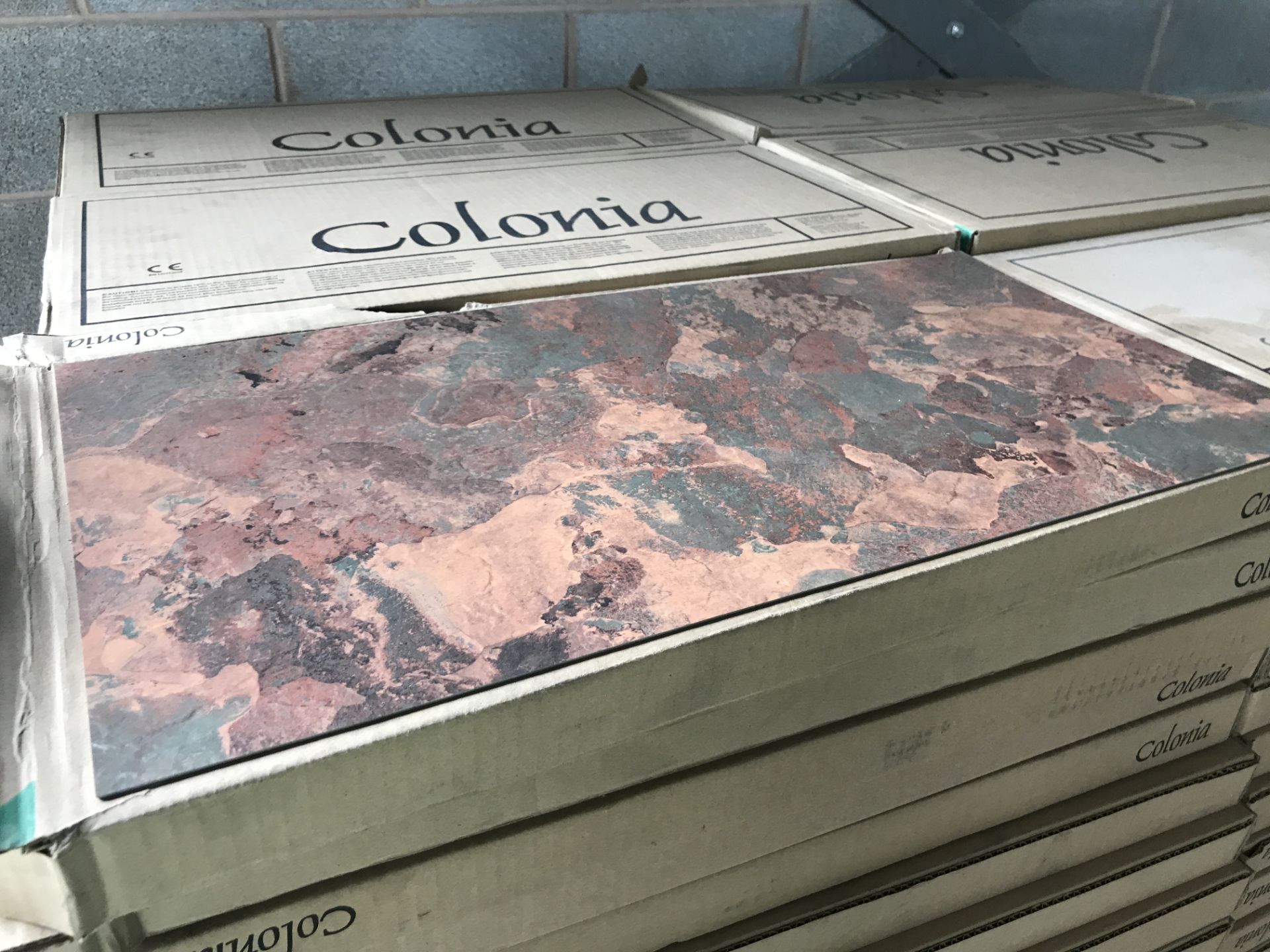 Quantity of Colonia Vinyl Tiles, as set out on pallet - Image 2 of 3