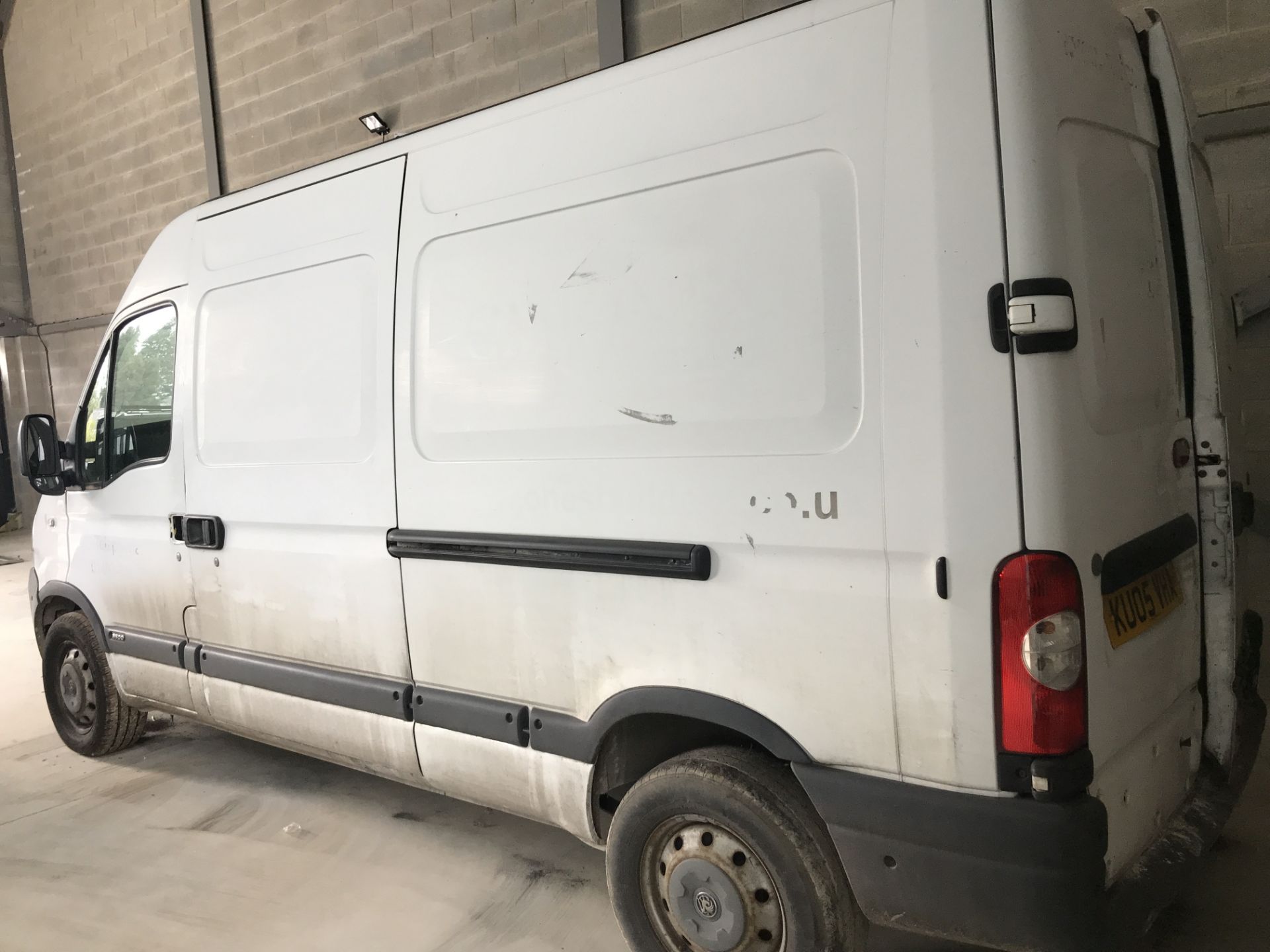 Vauxhall Movano Dti 3500 MWB Diesel Panel Van, registration no. KU05 VHA, date first registered 16/ - Bild 4 aus 8