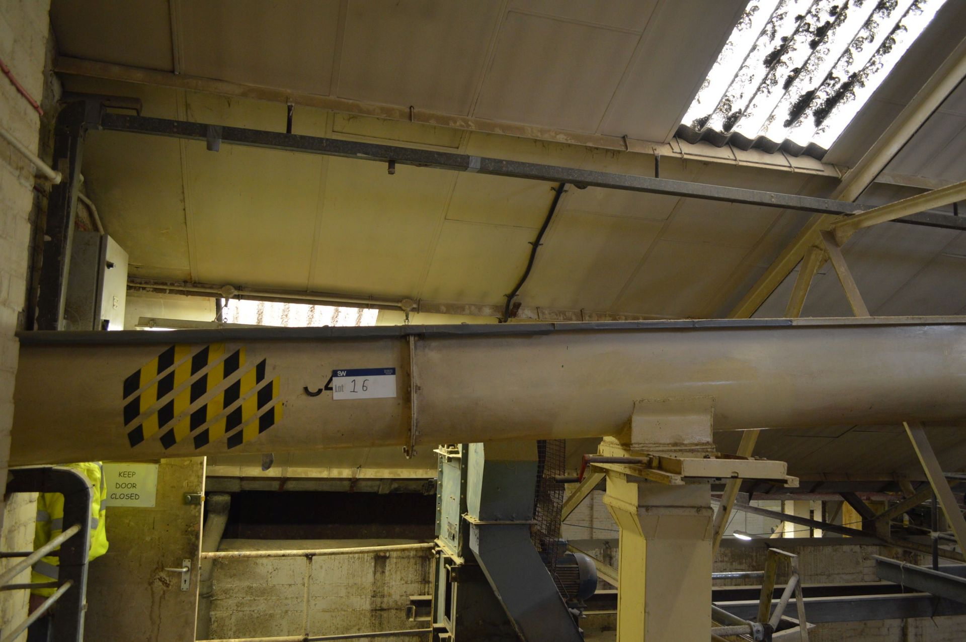 Approx. 400mm dia. Screw Conveyor, approx. 10m long, with geared electric motor, two discharge - Image 2 of 5