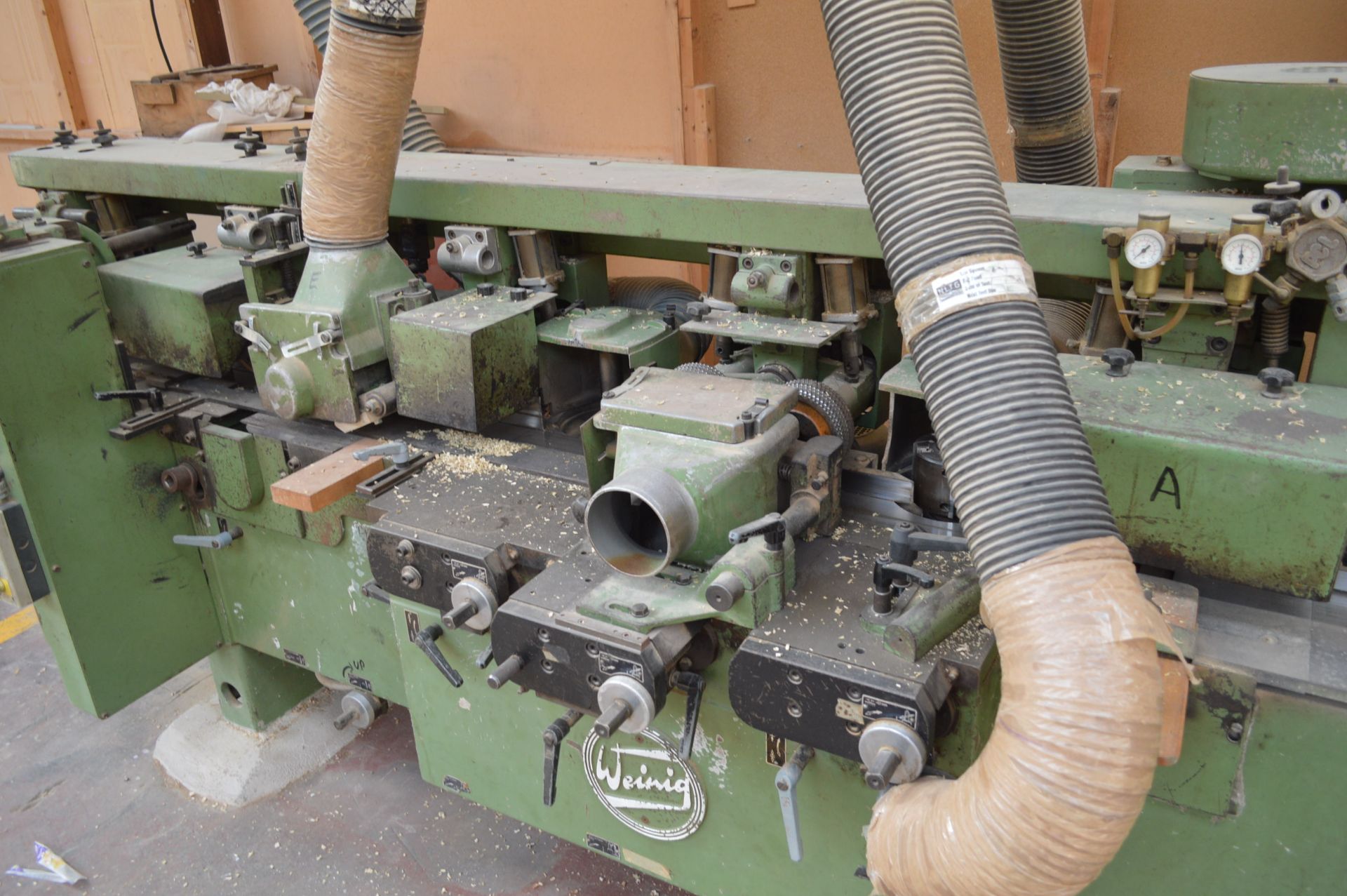 Weinig U17A 7-HEAD THROUGH FEED MOULDER, serial no. 1164/727, with extraction ducting to first 90° - Image 6 of 6