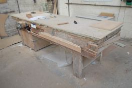 Joiners Timber Bench, fitted one joiners vice