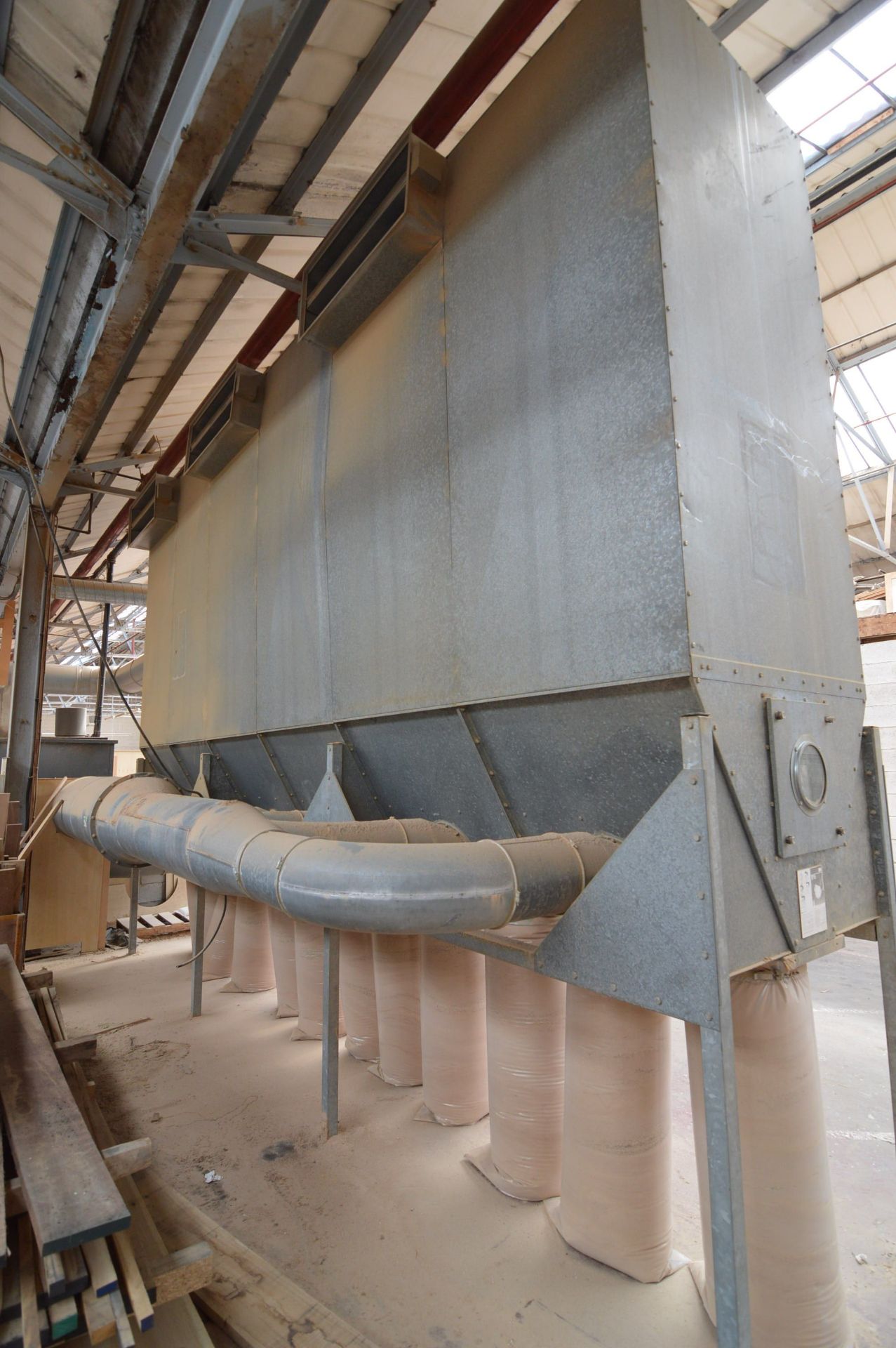 GALVANISED STEEL CASED 12-BAG DUST COLLECTION UNIT, with centrifugal fan and ducting to first bolted - Image 2 of 2