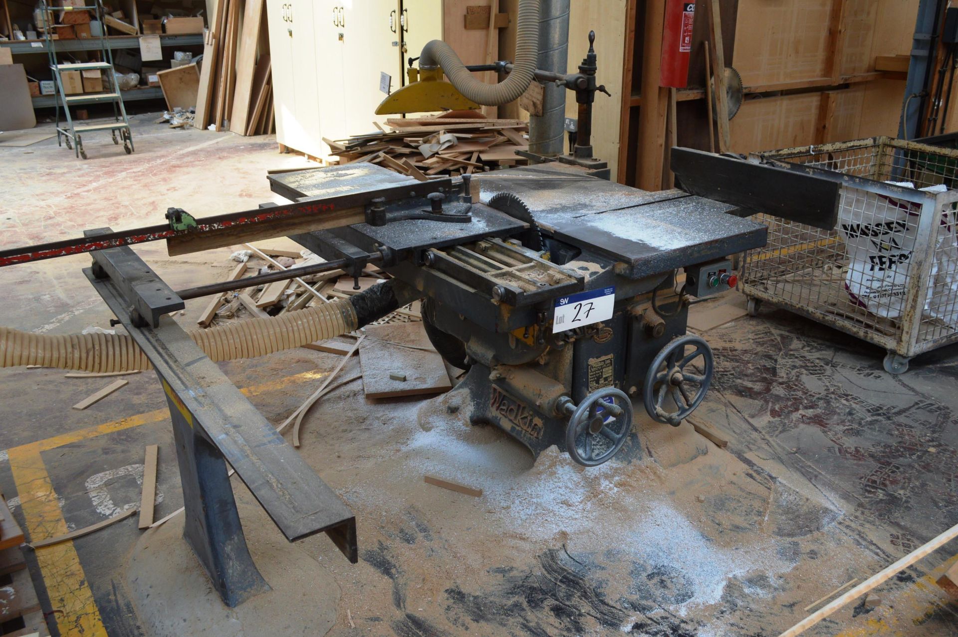 Wadkin PK DIMENSION SAW, serial no. 2197, with 450mm dia. TCT saw blade, fixed & sliding tables