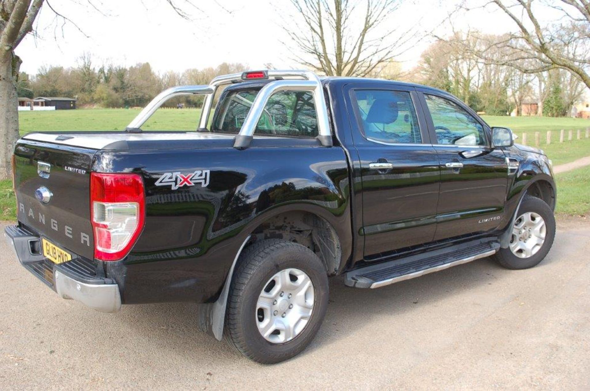 Ford RANGER LIMITED 4X4 2.2 6-SPEED AUTOMATIC DCB - Image 4 of 11