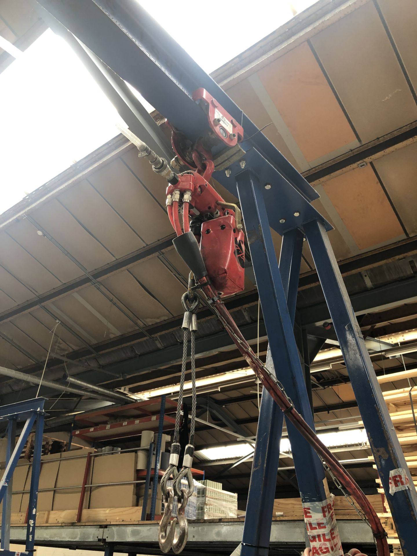 Mobile A-Frame Lifting Gantry, with lifting hoist - Image 3 of 4