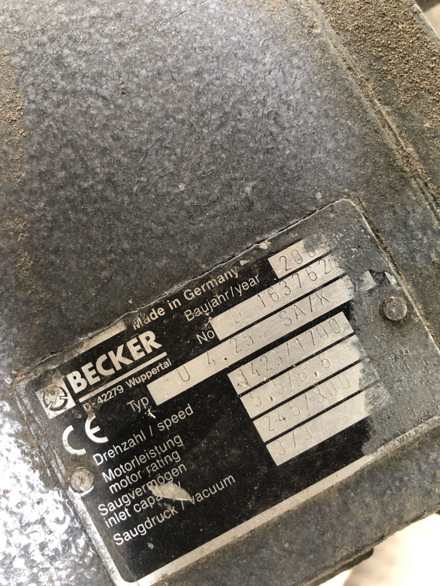 Becker U4.250SA/K Vacuum Pump, serial no. D 163762 - Image 3 of 4