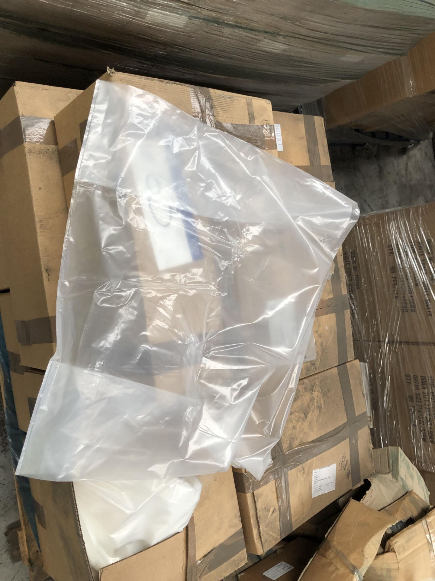 Approx. ½ Pallet of Polythene Packaging, 605mm x 9 - Image 2 of 3