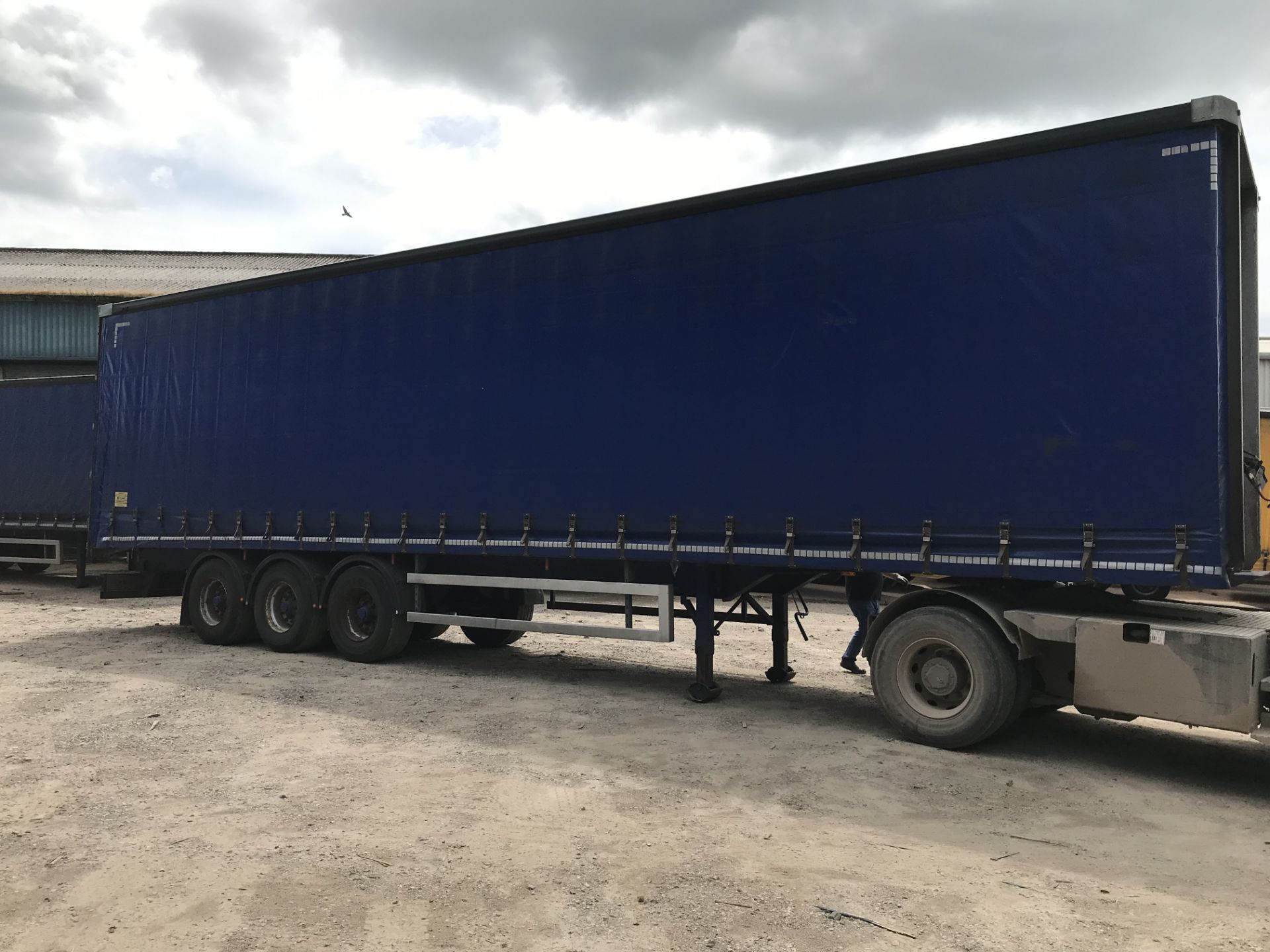Montracon 13.6m Tri-Axle XL Rated, Pillarless Curt - Image 2 of 7