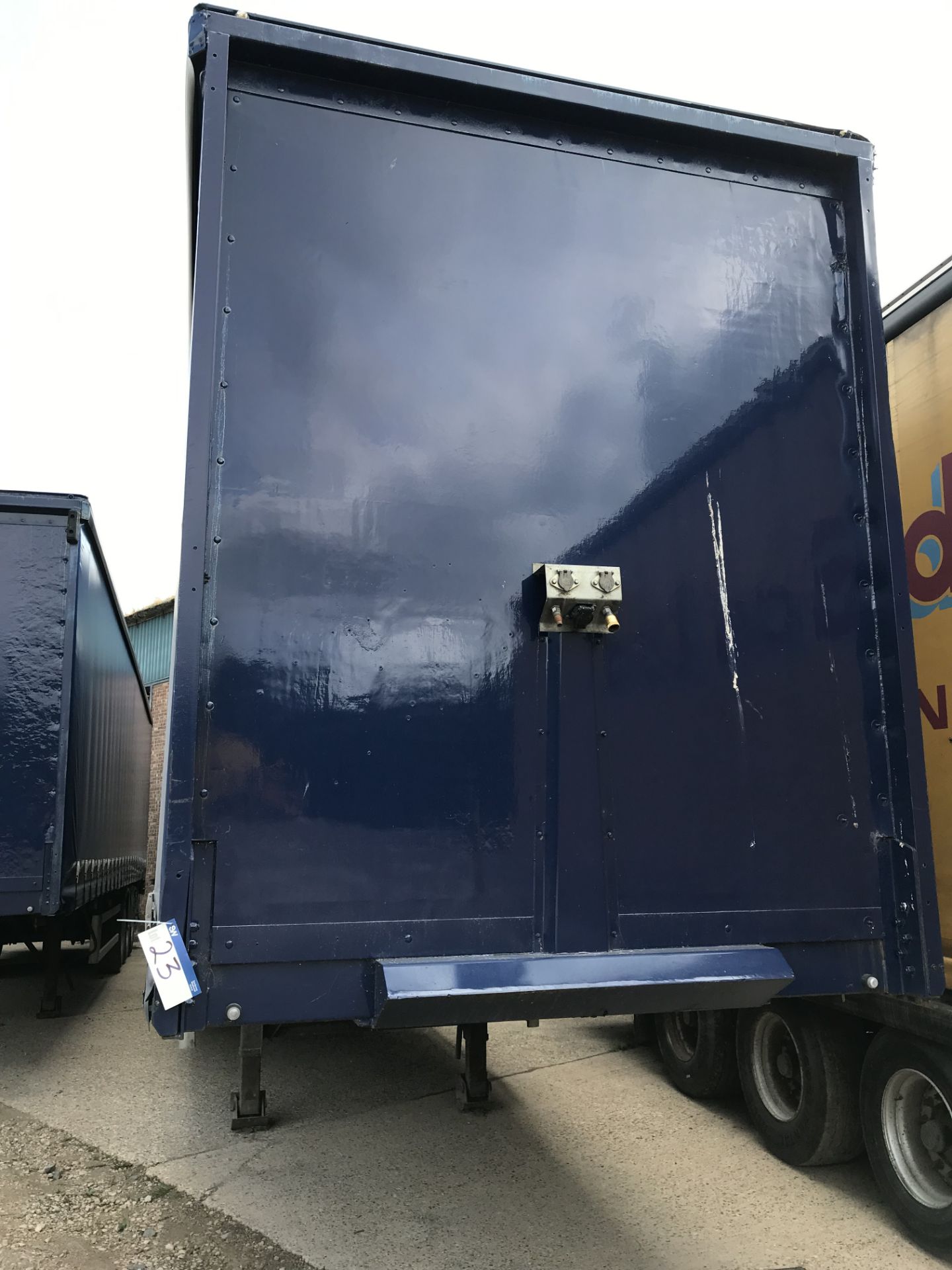 Wilson SBA3 13.67m Tri-Axle Curtain Side Semi Trai - Image 3 of 7