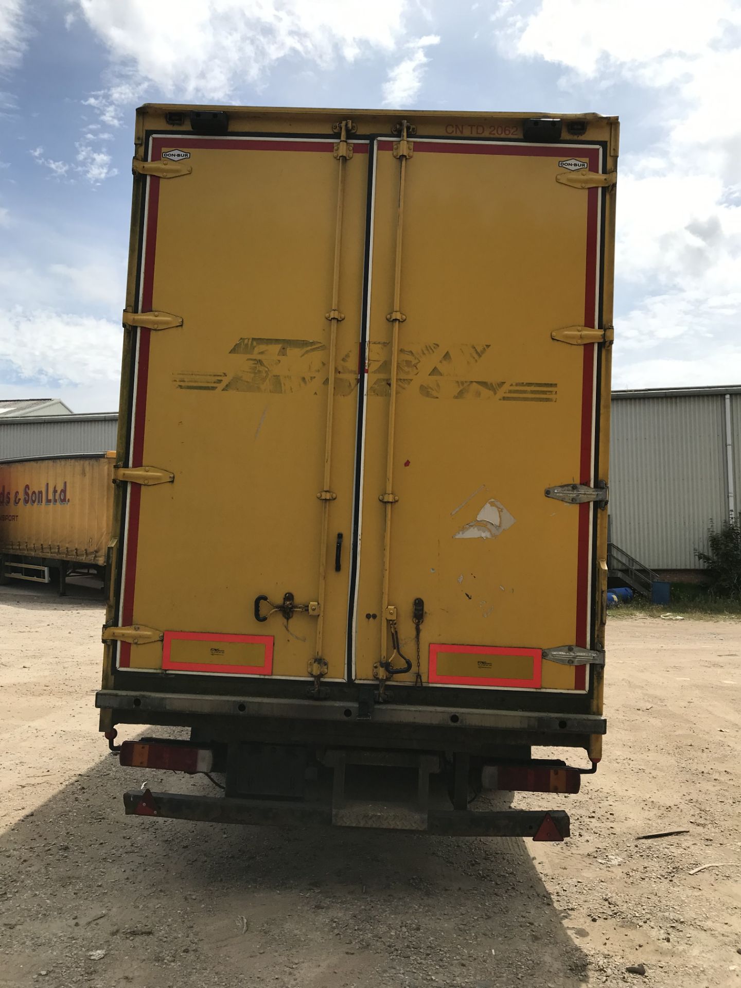 Don-Bur PM39BT 13.6m Tri-Axle Teardrop Curtain Sid - Image 4 of 7