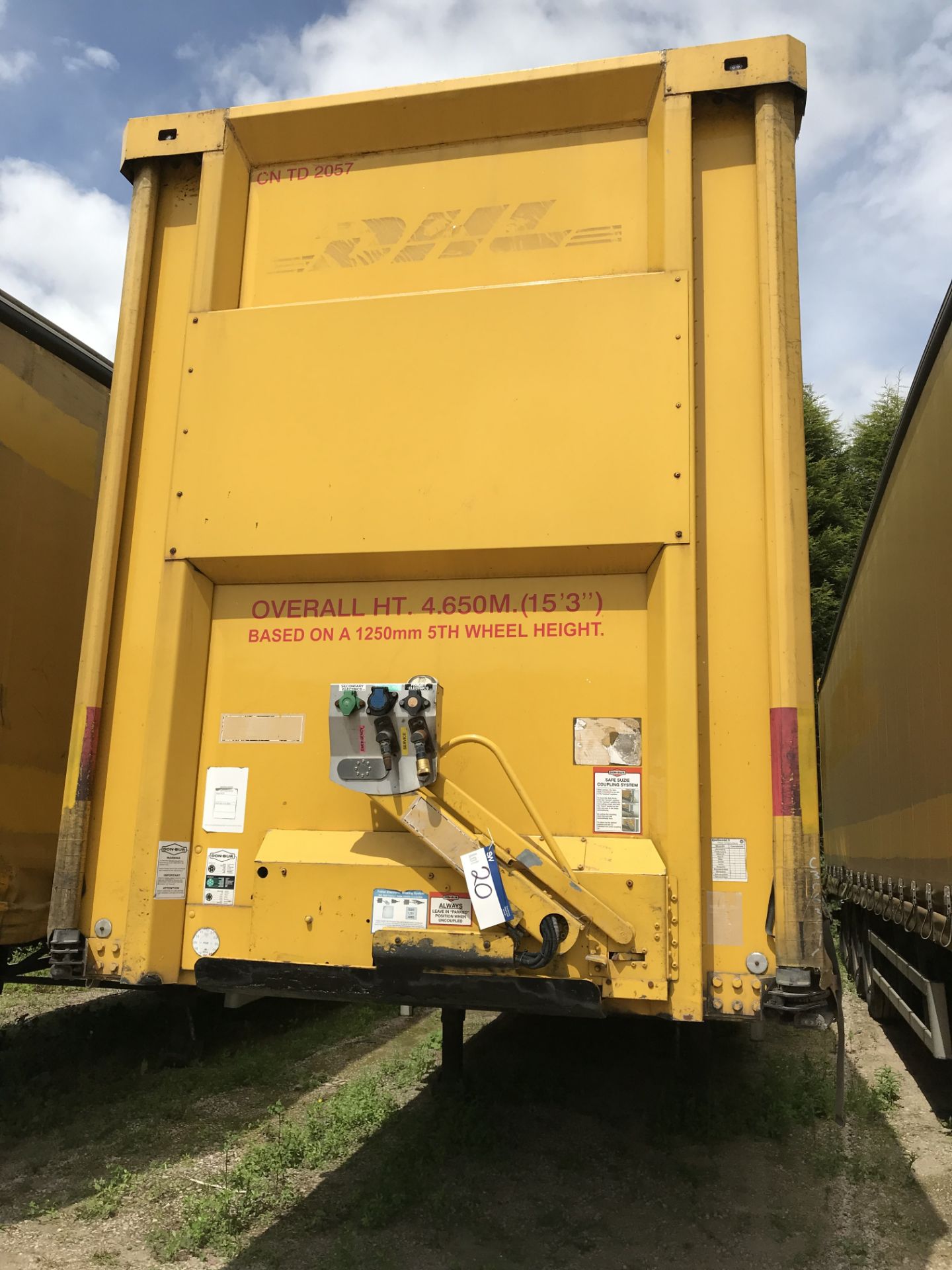 Don-Bur PM39BT 13.6m Tri-Axle Teardrop Curtain Sid - Image 3 of 7