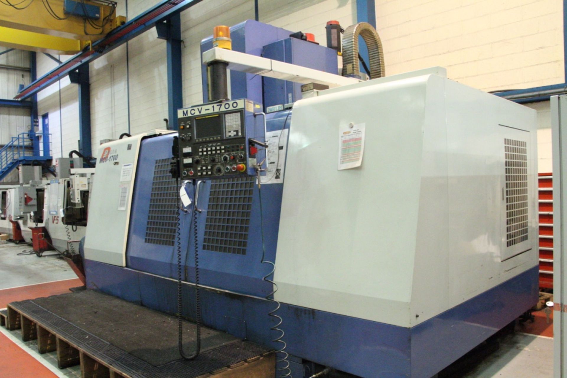 DahLih DL-MCV 1700 VERTICAL MACHINING CENTRE, serial no. 17000146, year of manufacture 2003, with 32 - Bild 4 aus 34