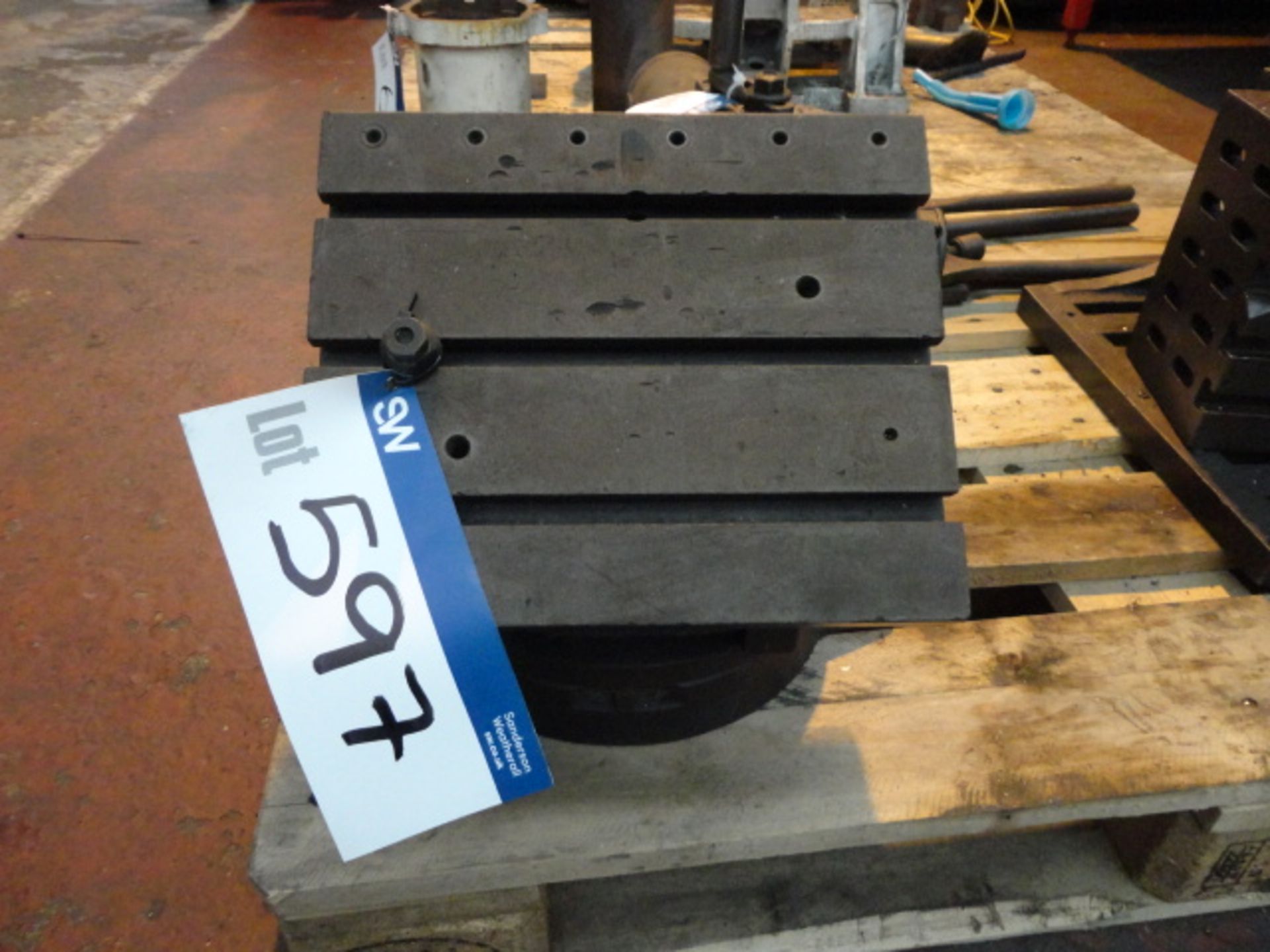 Adjustable Slotted Plates