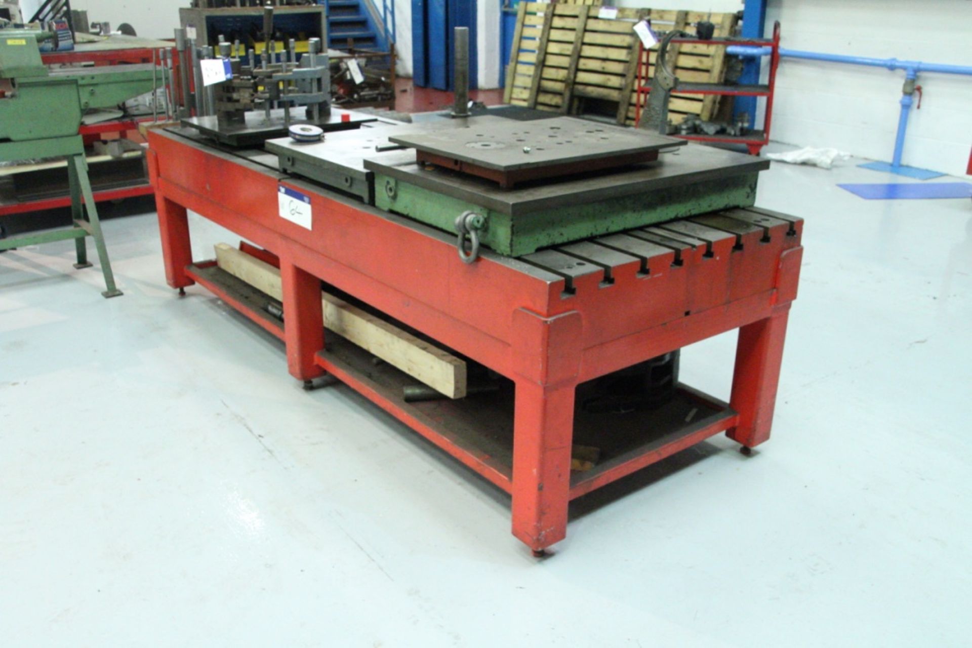 T-SLOTTED TABLE, approx. 2.43m x 915mm, with steel stand (excluding contents)